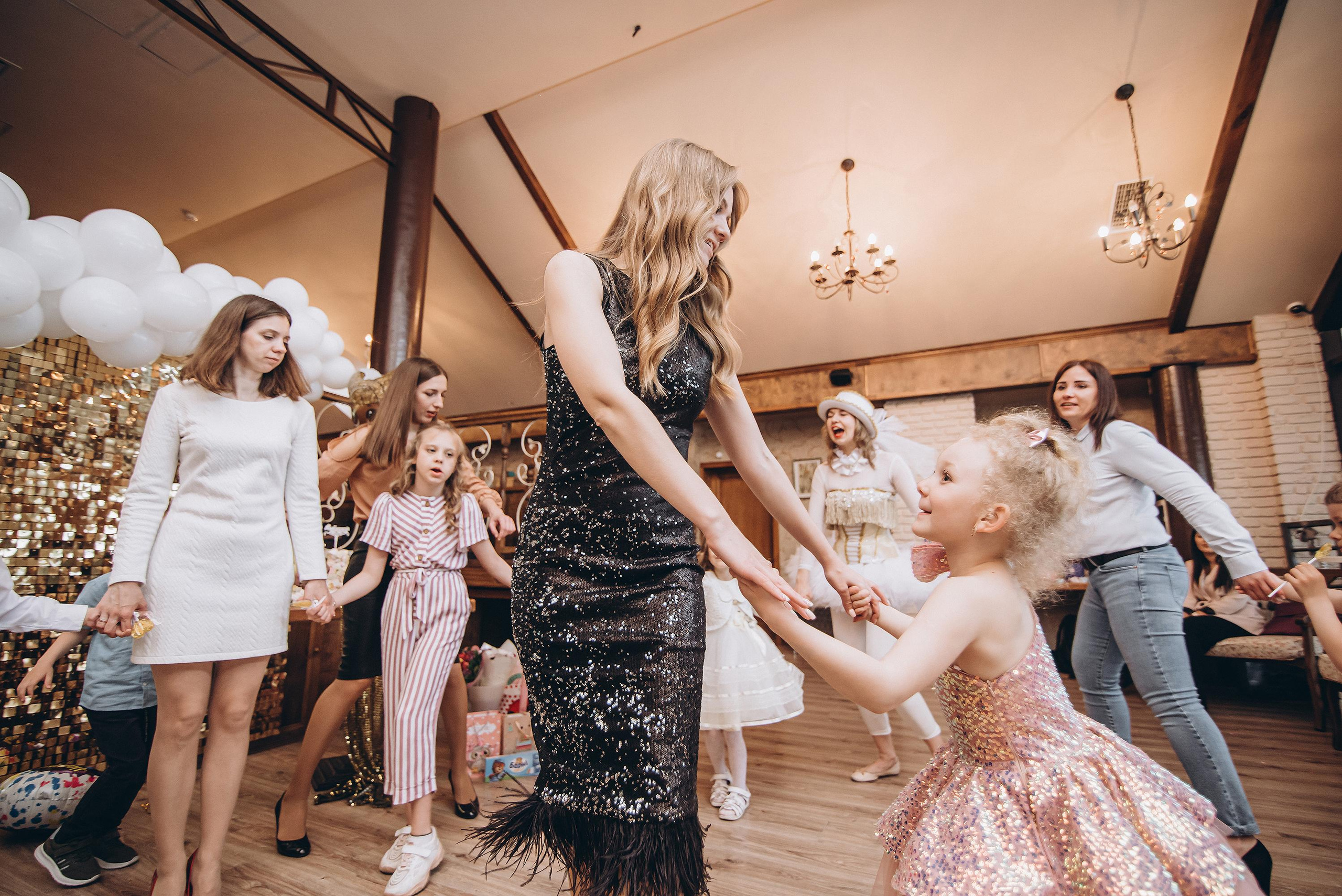Kate. Ciao, benvenuta! Sono Anastasia la vostra fotografa per il matrimonio