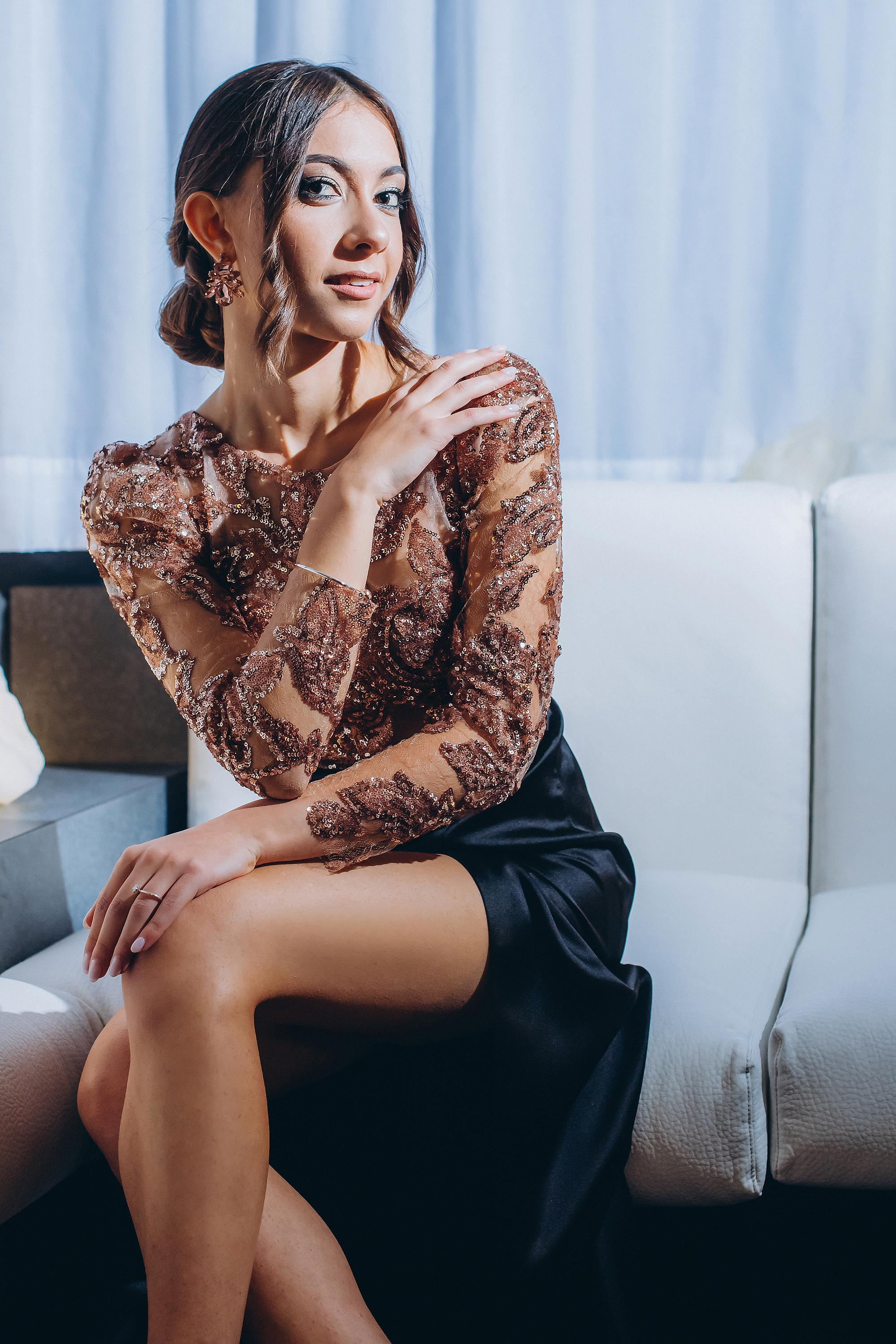 18 anni di Francesca. Ciao, benvenuta! Sono Anastasia la vostra fotografa per il matrimonio