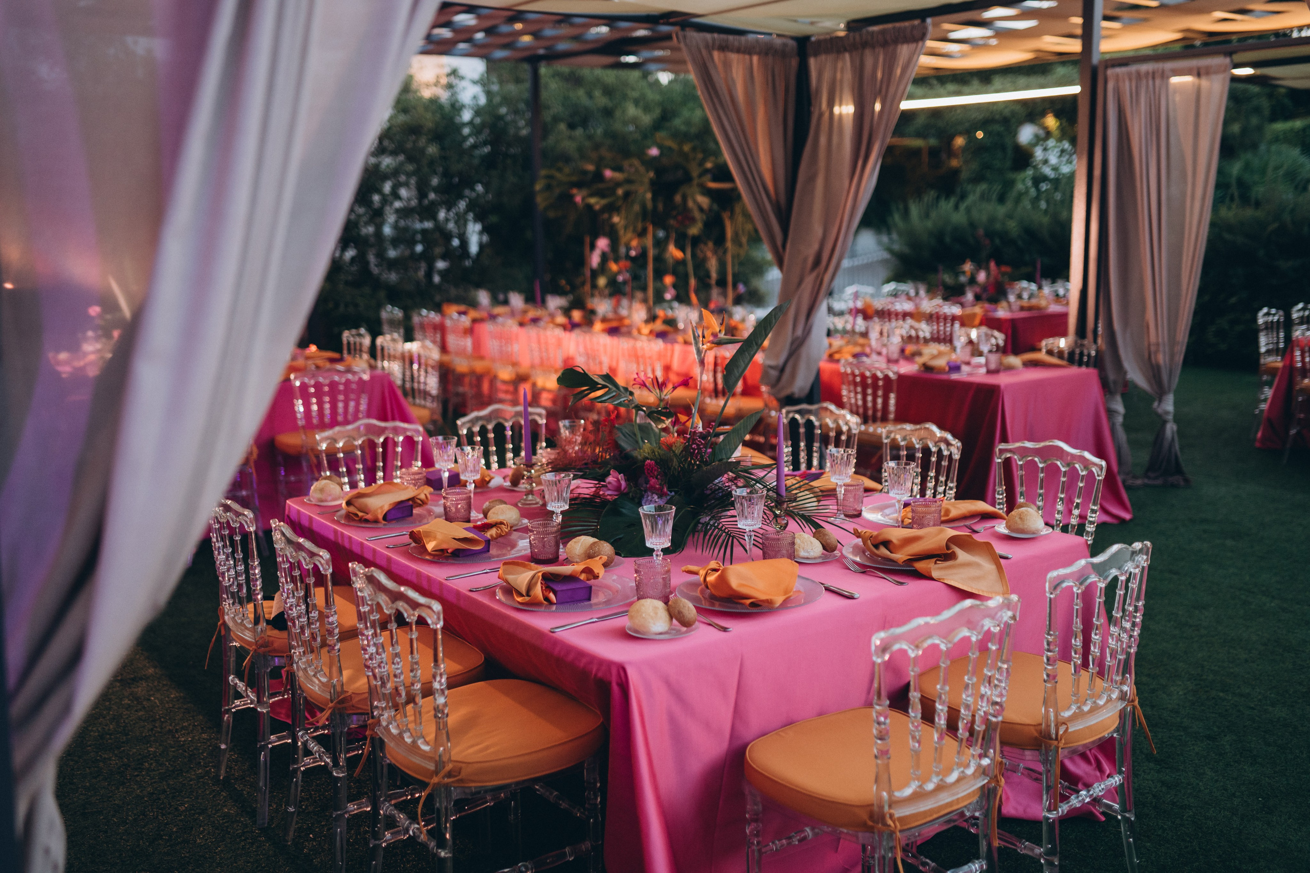 Ciao, benvenuta! Sono Anastasia la vostra fotografa per il matrimonio