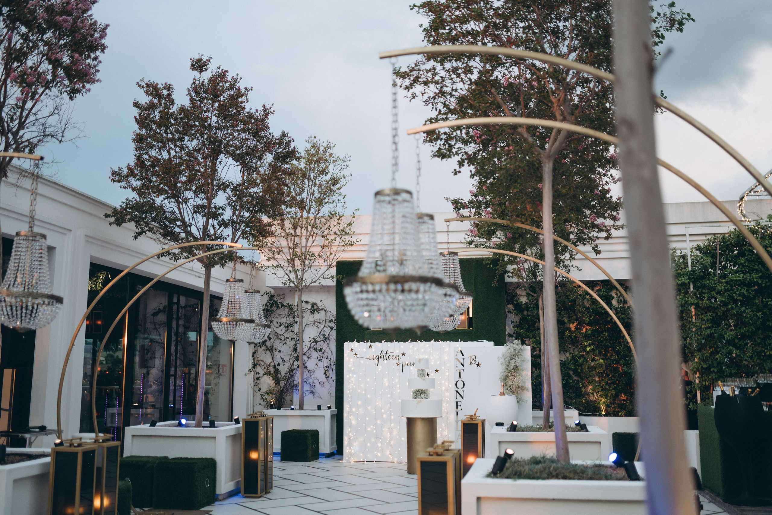 COMPLEANNO DI ANTONELLA. Ciao, benvenuta! Sono Anastasia la vostra fotografa per il matrimonio