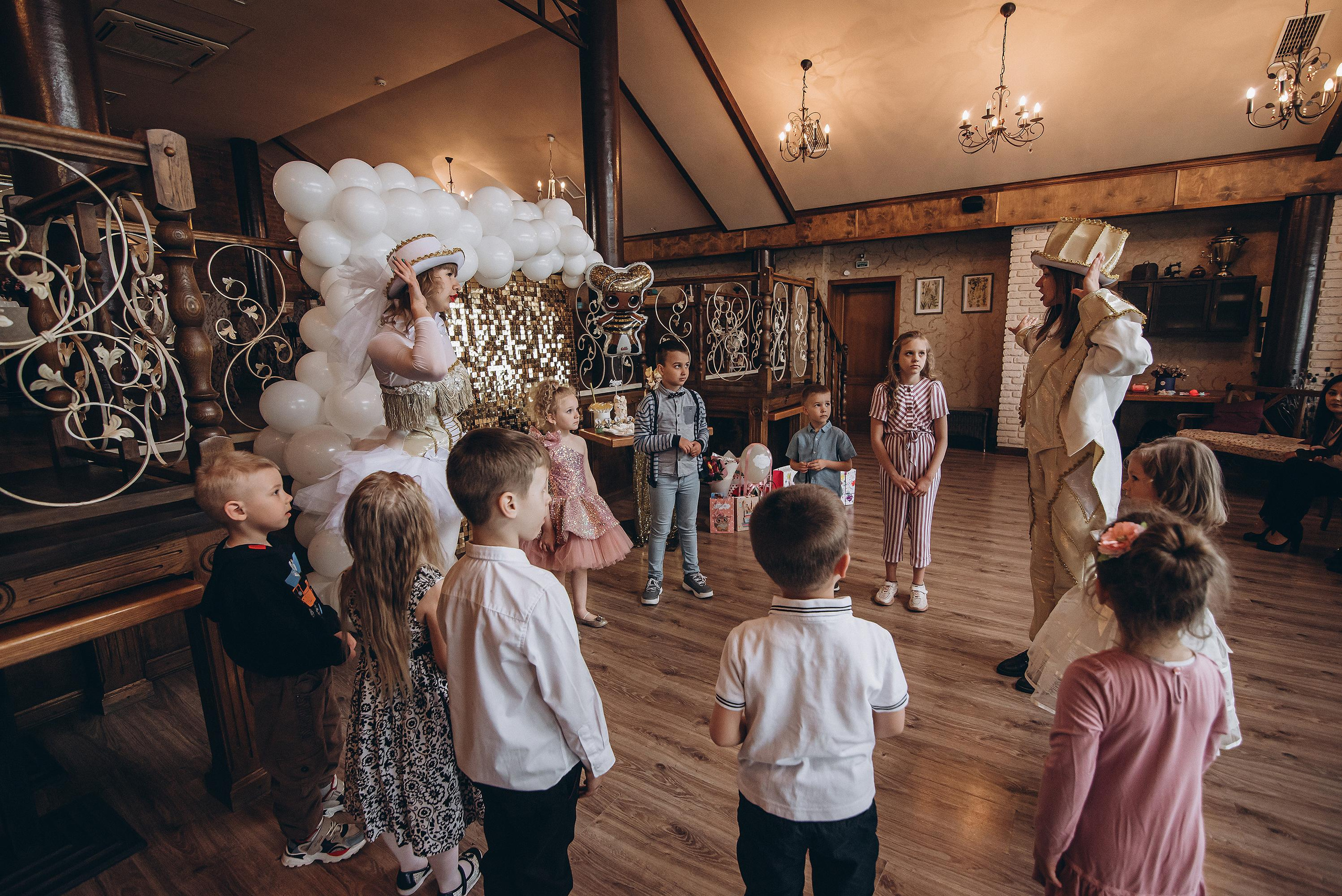 Kate. Ciao, benvenuta! Sono Anastasia la vostra fotografa per il matrimonio