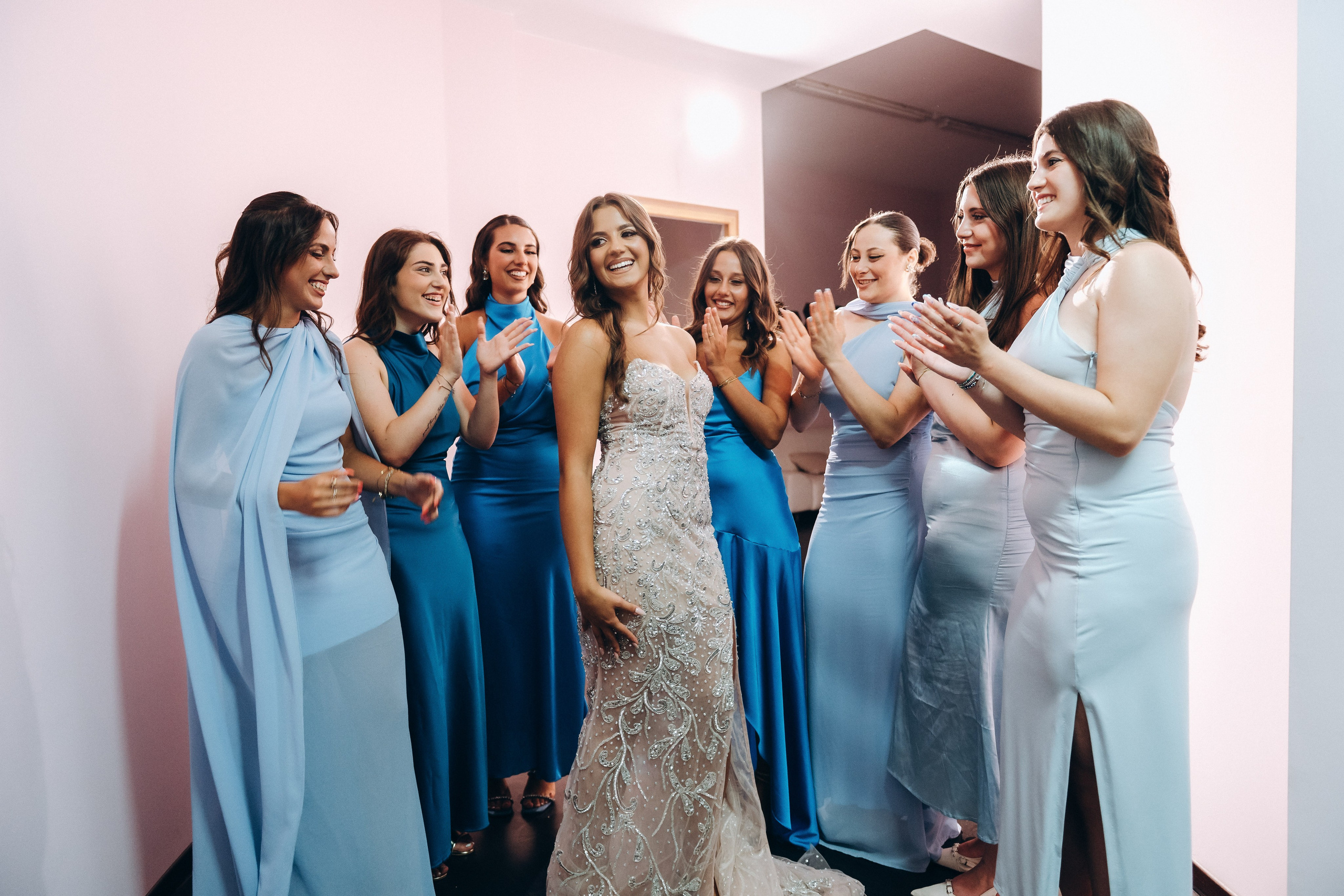 REBECCA. Ciao, benvenuta! Sono Anastasia la vostra fotografa per il matrimonio