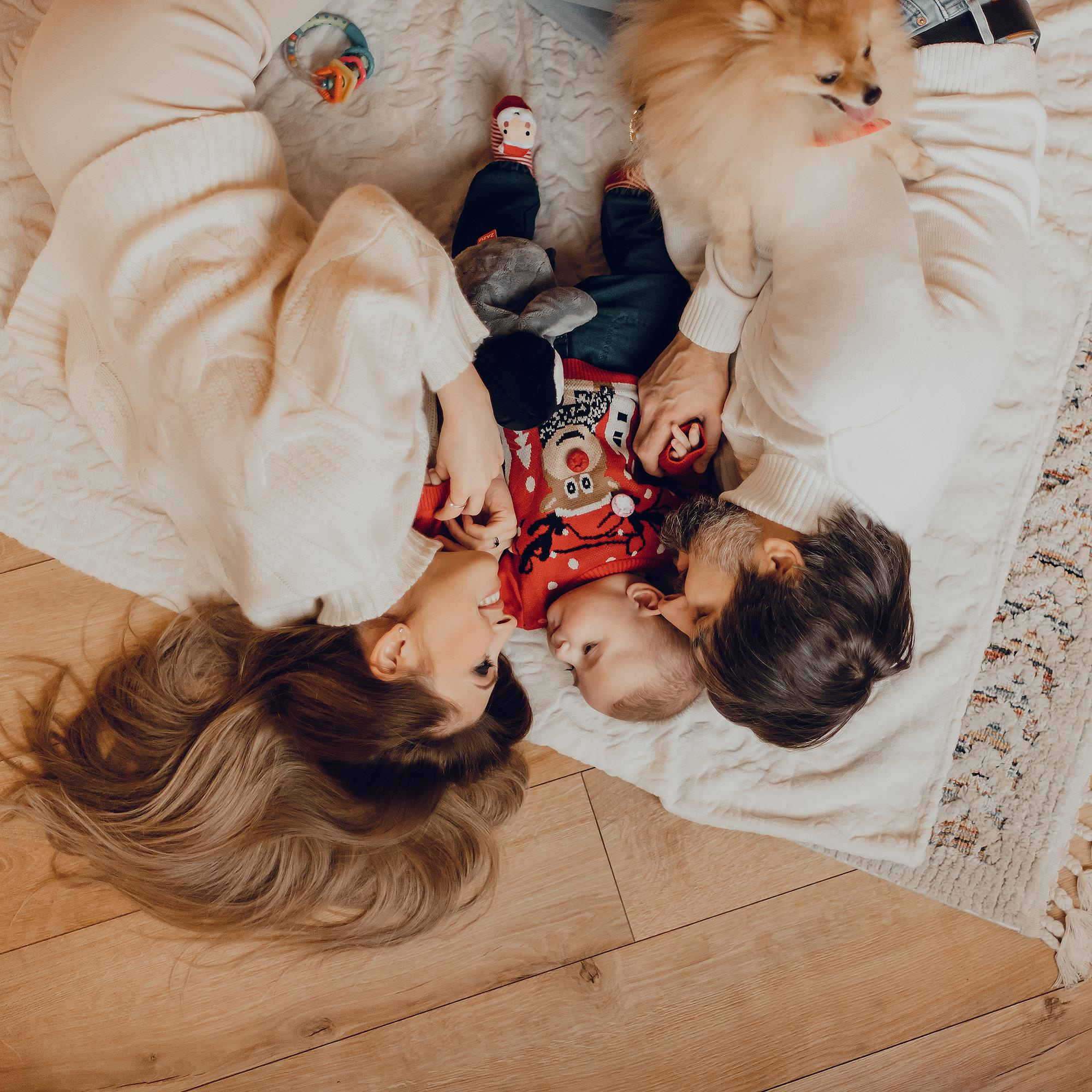 Foto di famiglia. Ciao, benvenuta! Sono Anastasia la vostra fotografa per il matrimonio