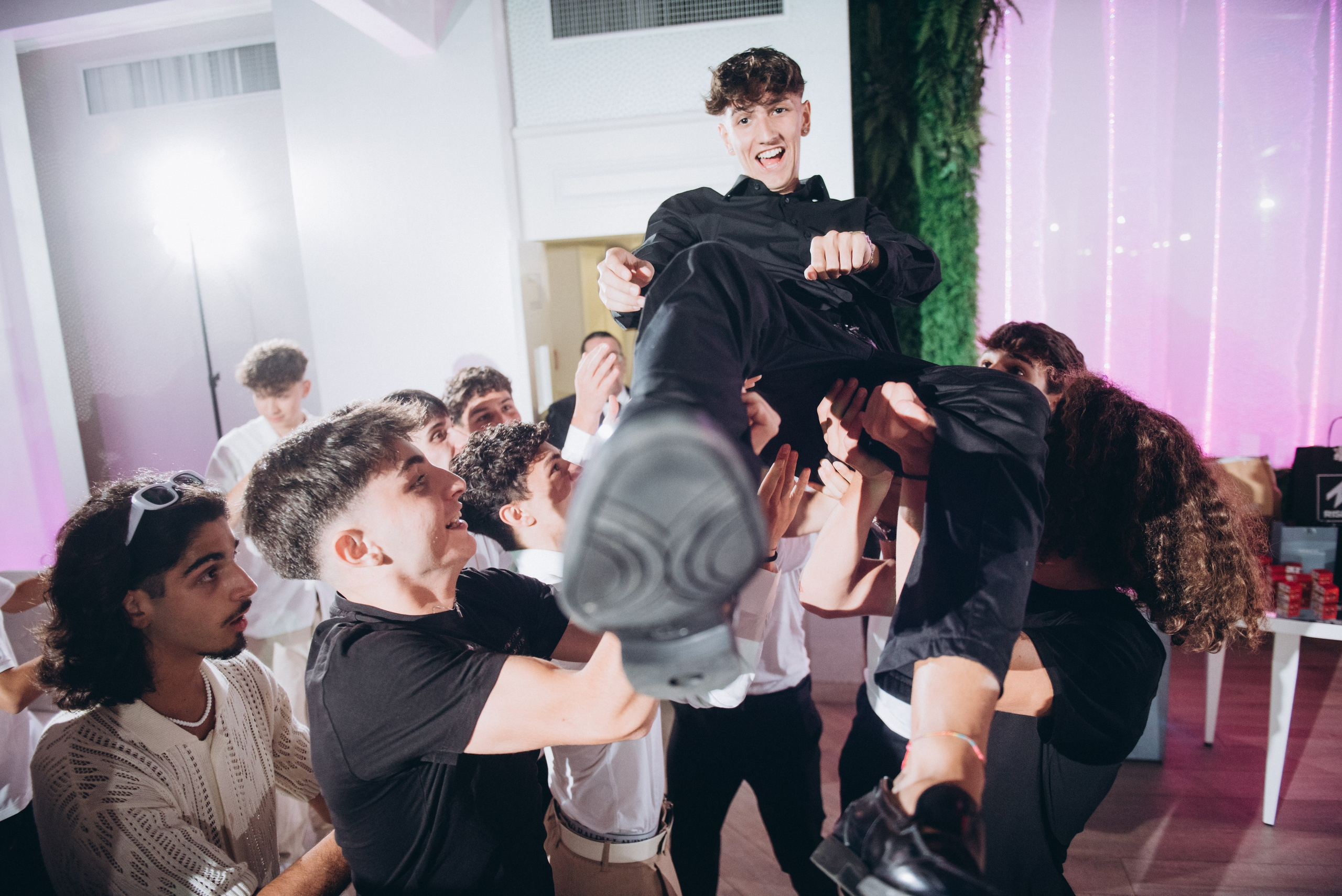 Compleanno di Michele. Ciao, benvenuta! Sono Anastasia la vostra fotografa per il matrimonio