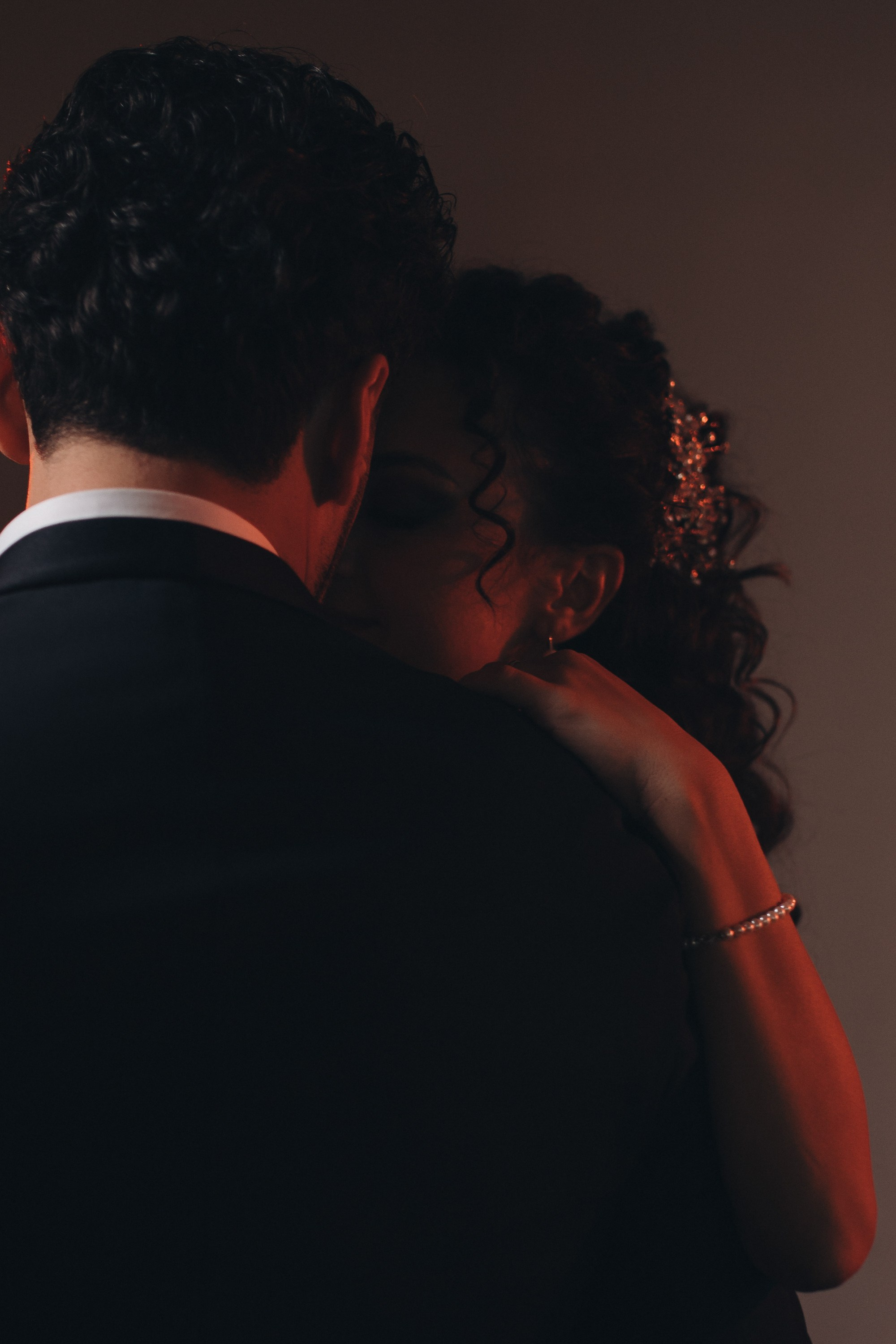 Marilù e Vittorio. Ciao, benvenuta! Sono Anastasia la vostra fotografa per il matrimonio