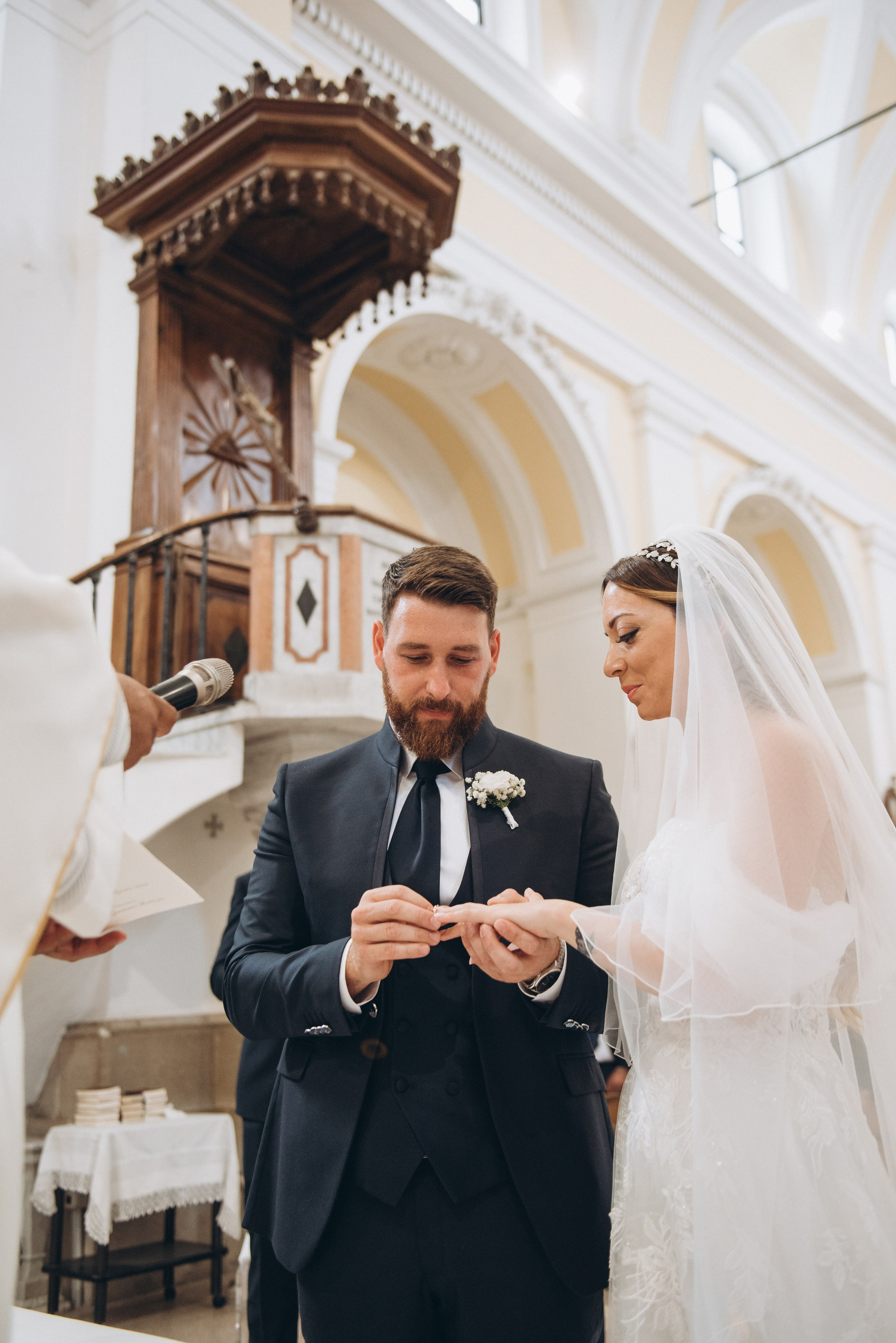 ANNA E LEONARDO. Ciao, benvenuta! Sono Anastasia la vostra fotografa per il matrimonio