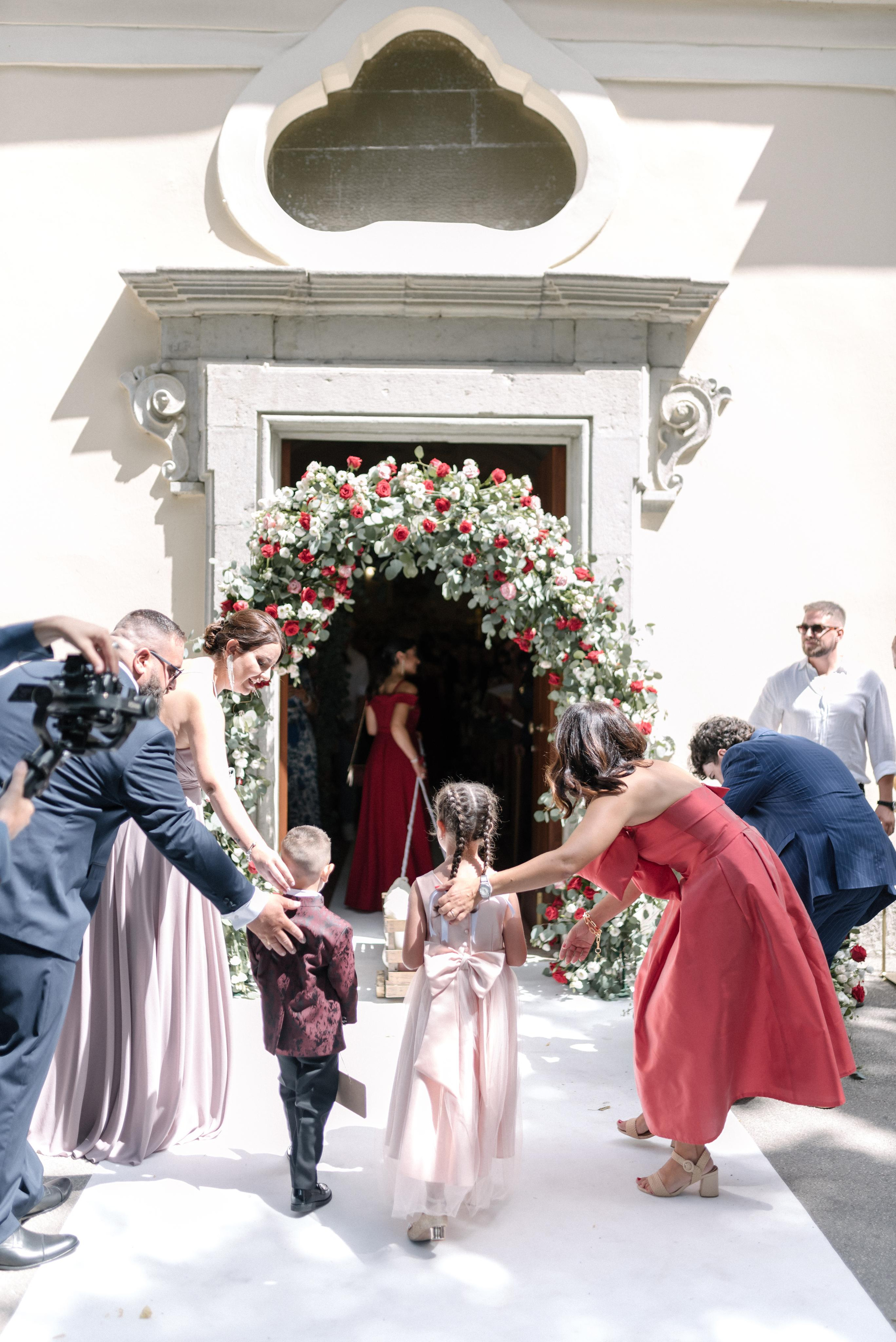 INCORONATA E GIOVANNI. Ciao, benvenuta! Sono Anastasia la vostra fotografa per il matrimonio