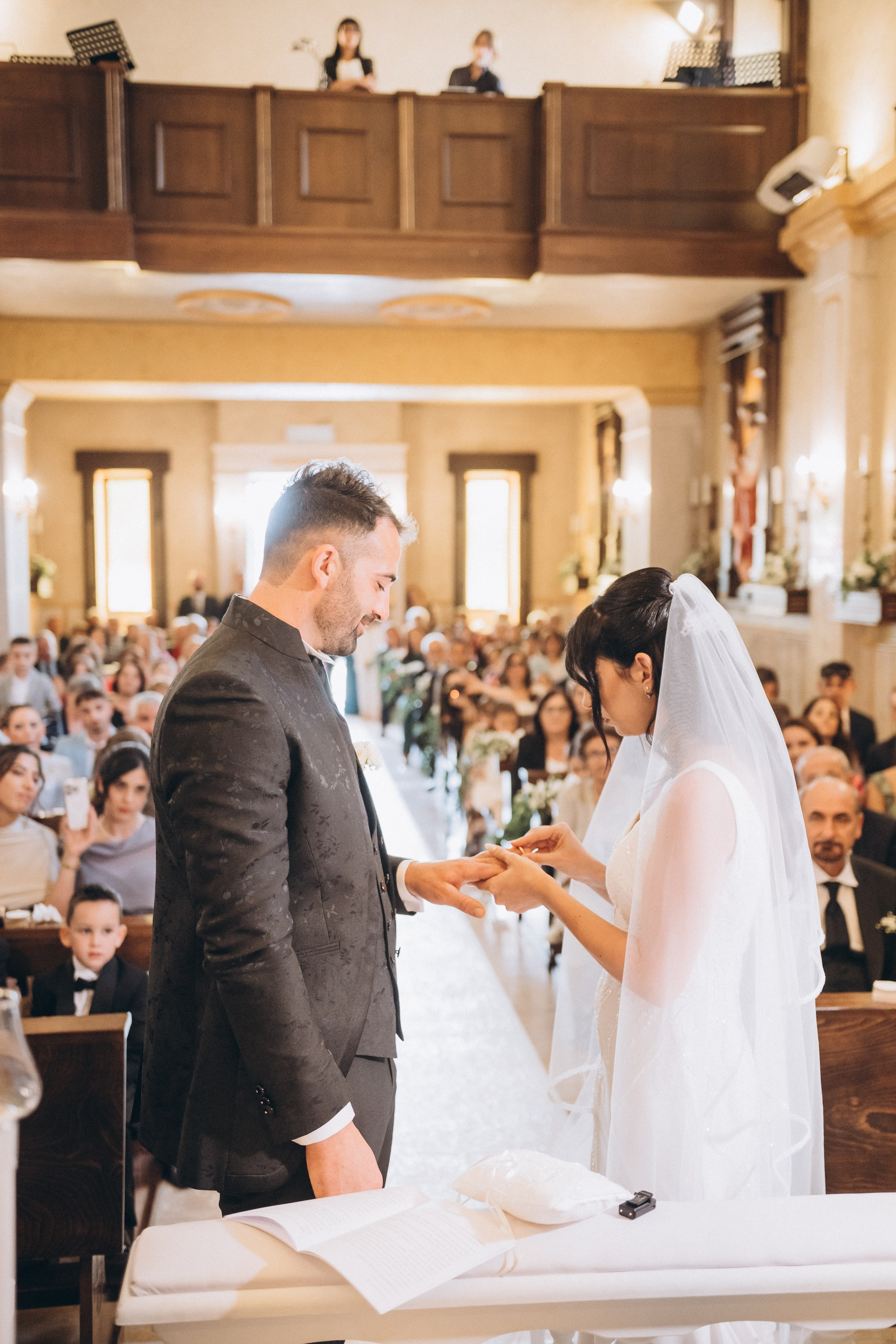 NICOLE & OTO. Ciao, benvenuta! Sono Anastasia la vostra fotografa per il matrimonio
