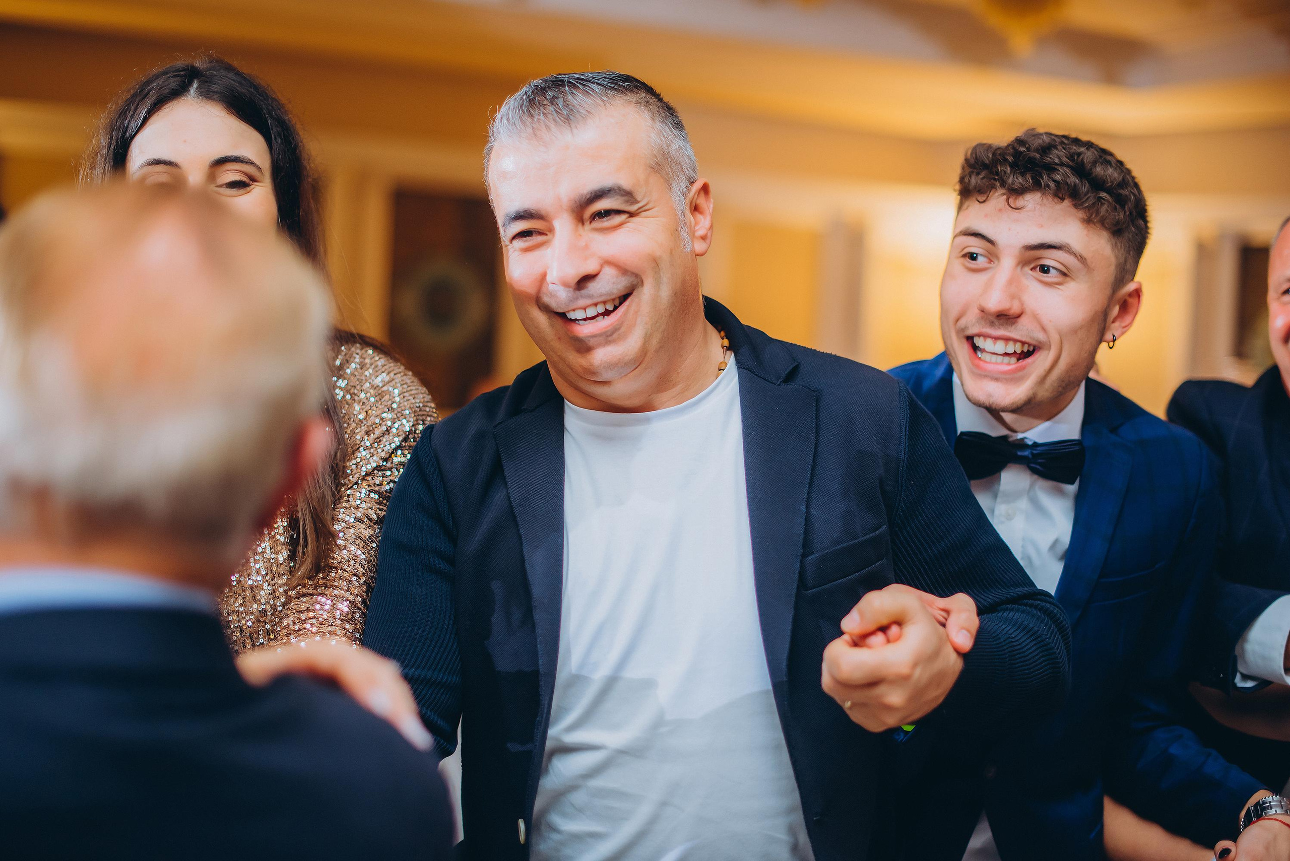 18 anni di Francesca. Ciao, benvenuta! Sono Anastasia la vostra fotografa per il matrimonio