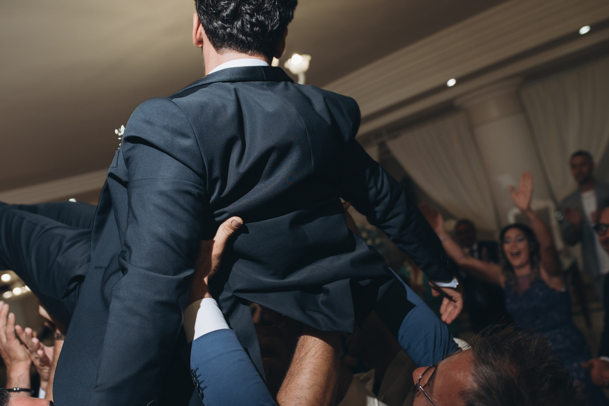 Marilù e Vittorio. Ciao, benvenuta! Sono Anastasia la vostra fotografa per il matrimonio