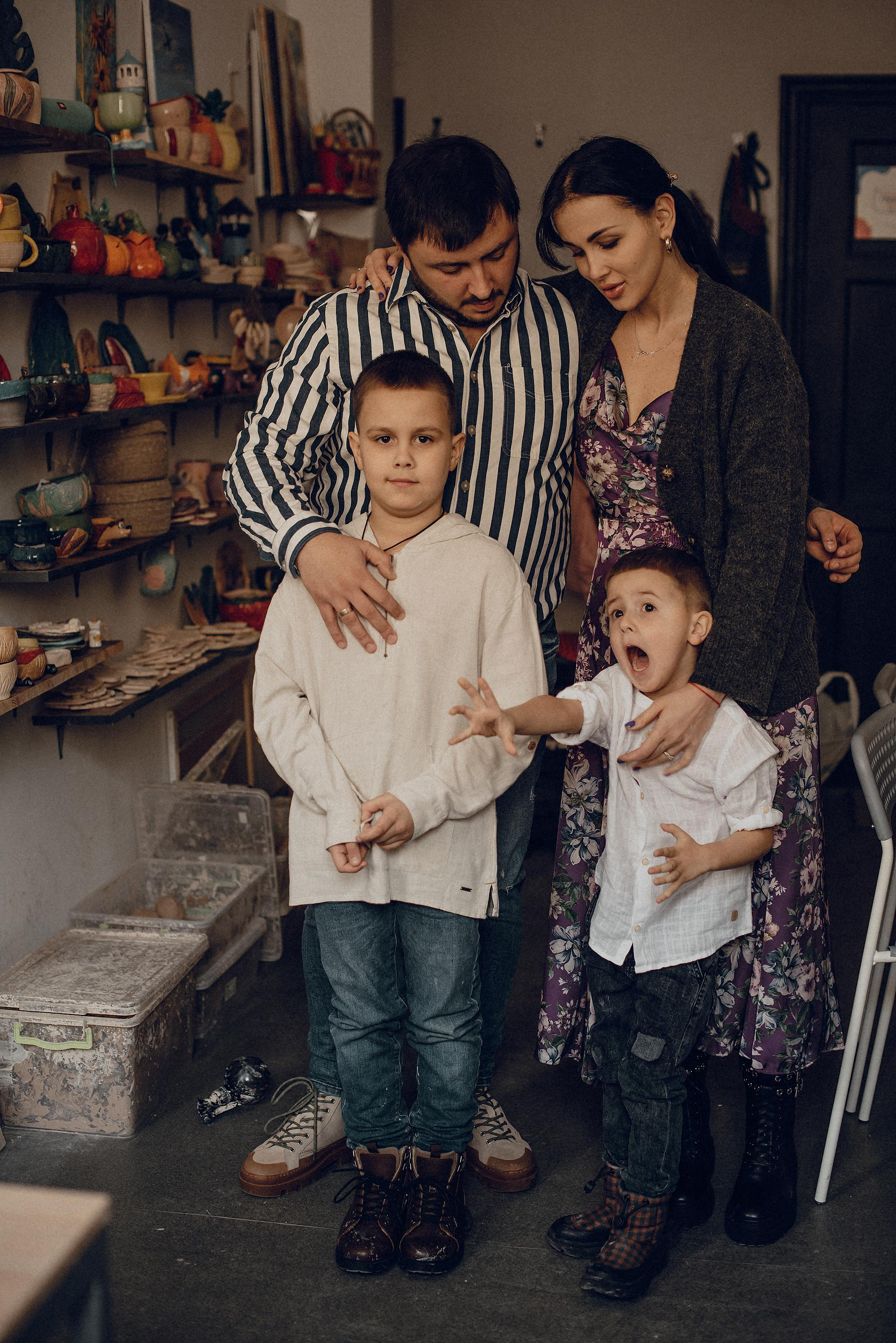 Foto di famiglia. Ciao, benvenuta! Sono Anastasia la vostra fotografa per il matrimonio