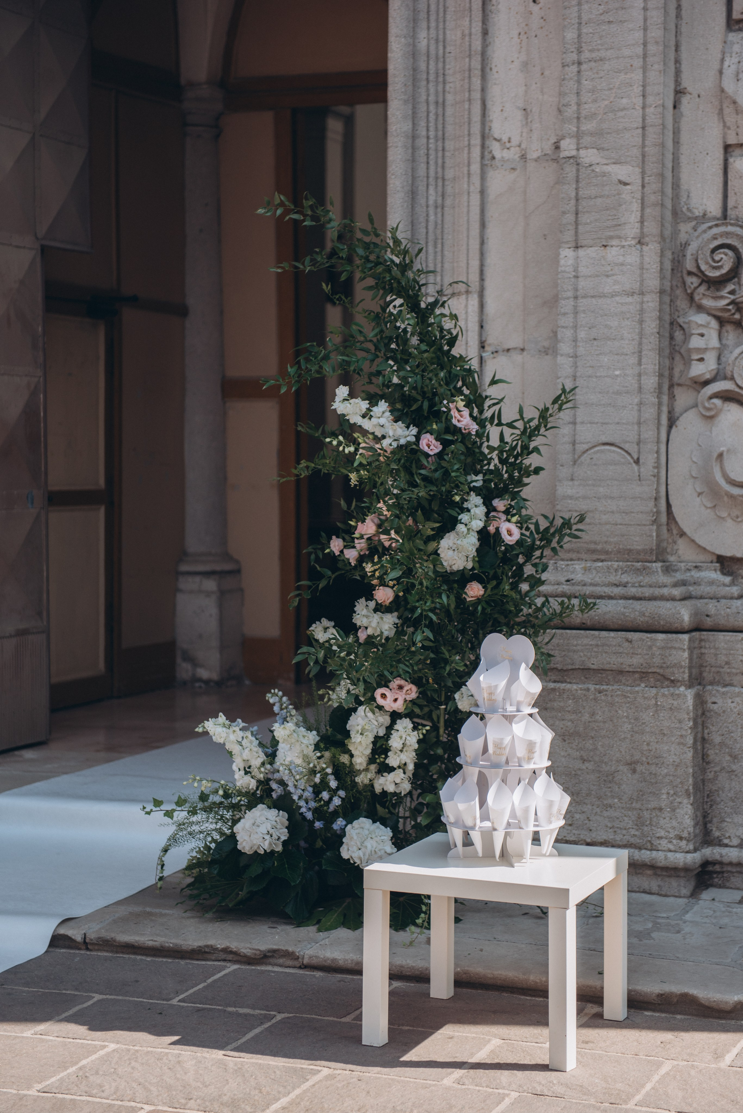 ANNA E LEONARDO. Ciao, benvenuta! Sono Anastasia la vostra fotografa per il matrimonio