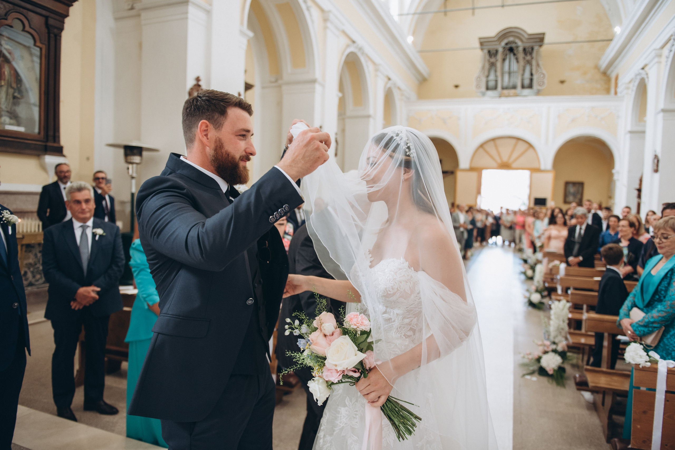 ANNA E LEONARDO. Ciao, benvenuta! Sono Anastasia la vostra fotografa per il matrimonio