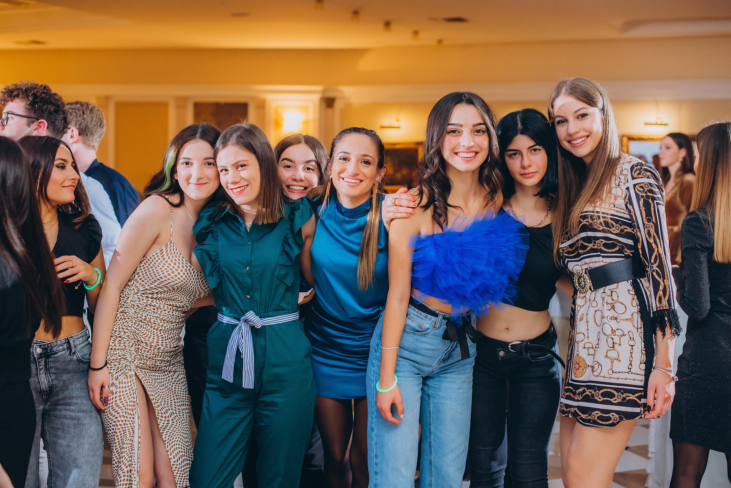 18 anni di Francesca. Ciao, benvenuta! Sono Anastasia la vostra fotografa per il matrimonio