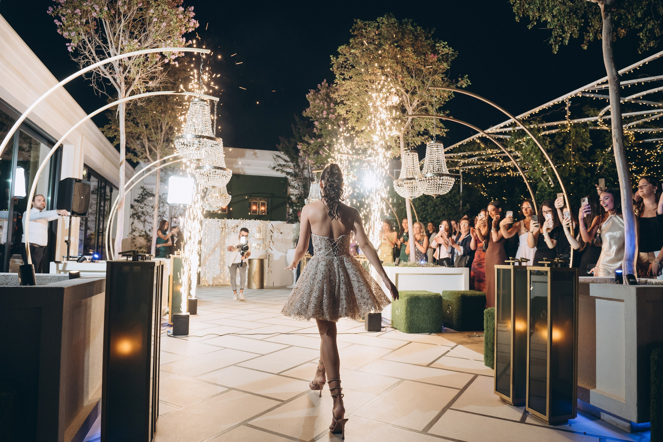 COMPLEANNO DI ANTONELLA. Ciao, benvenuta! Sono Anastasia la vostra fotografa per il matrimonio