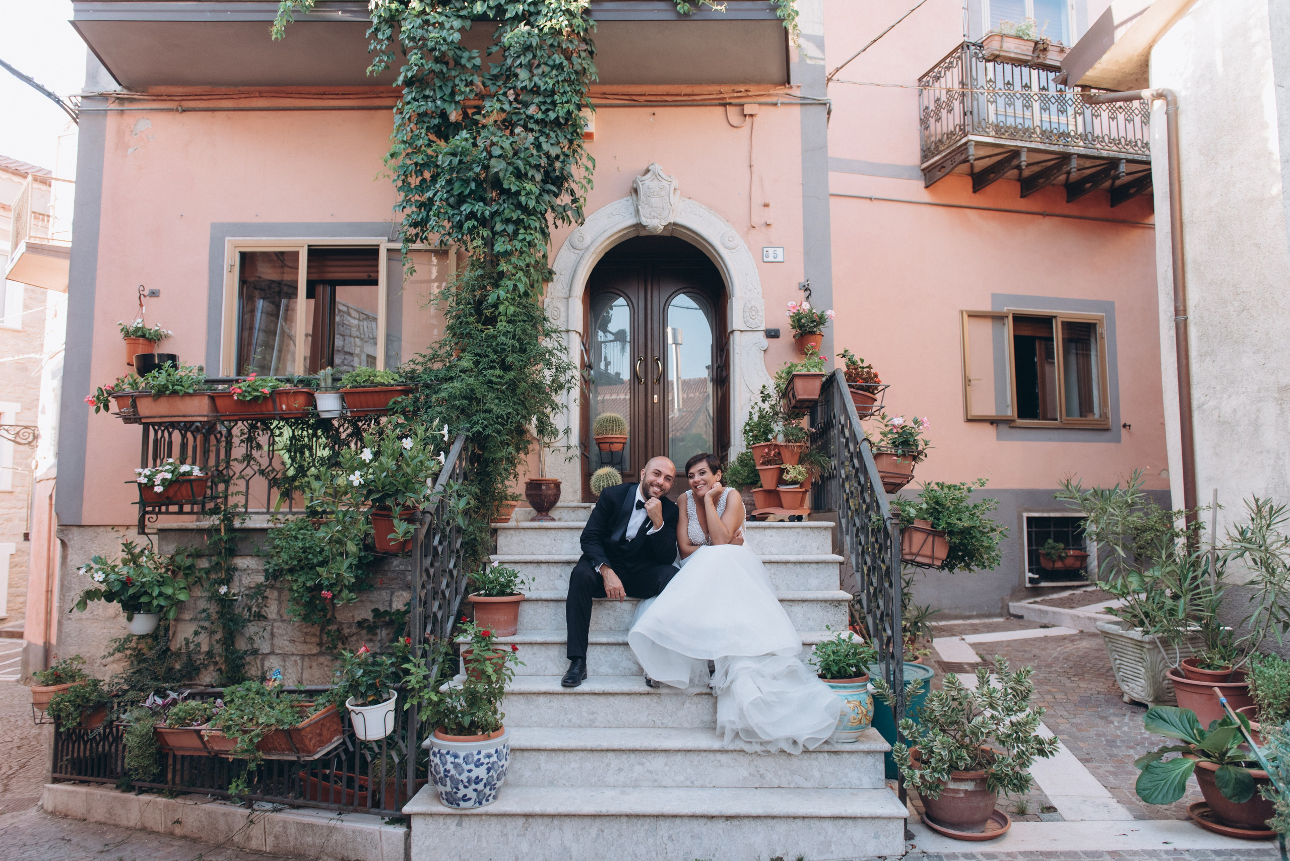 TONI & SABRINA. Ciao, benvenuta! Sono Anastasia la vostra fotografa per il matrimonio