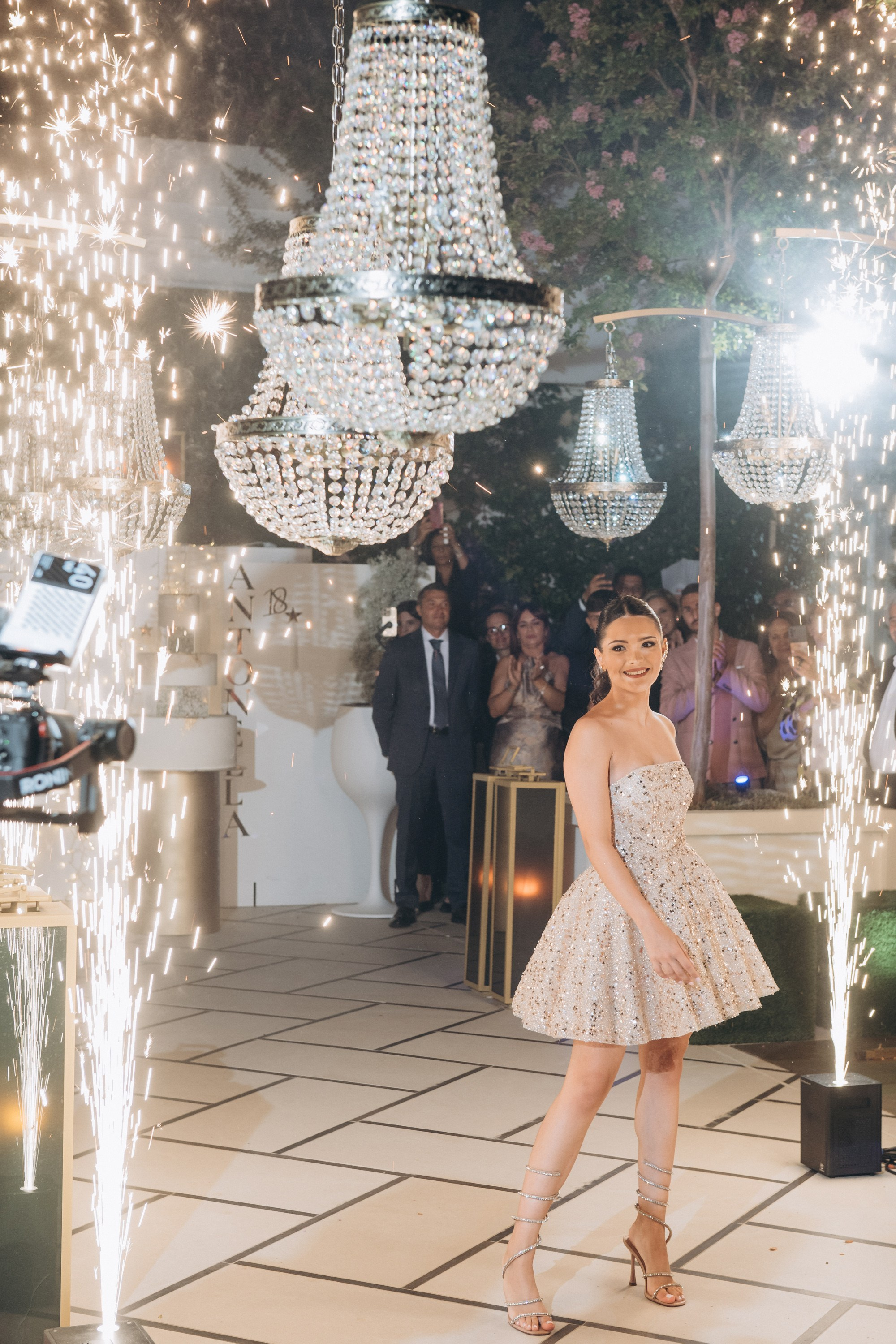 COMPLEANNO DI ANTONELLA. Ciao, benvenuta! Sono Anastasia la vostra fotografa per il matrimonio