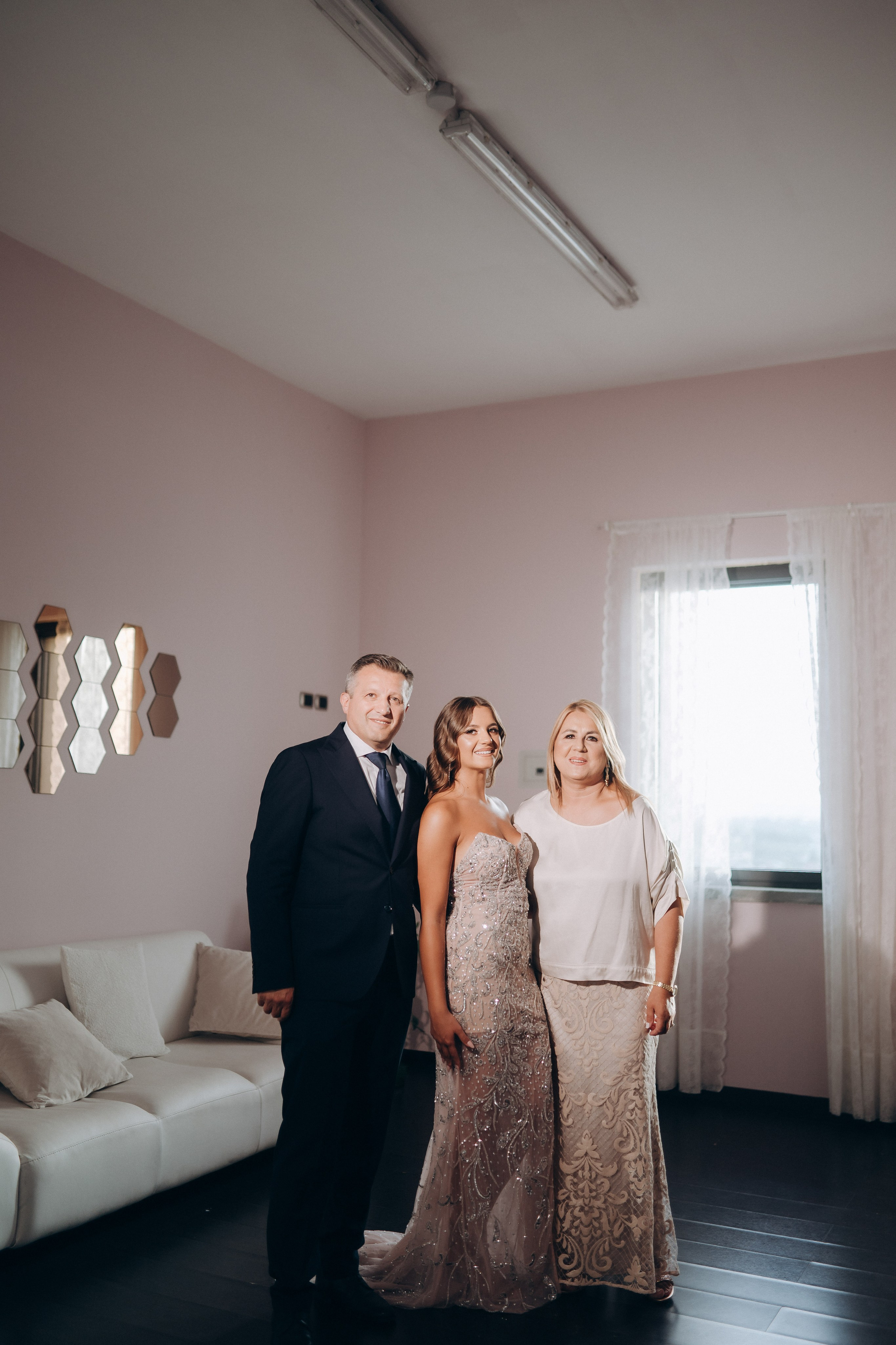 REBECCA. Ciao, benvenuta! Sono Anastasia la vostra fotografa per il matrimonio