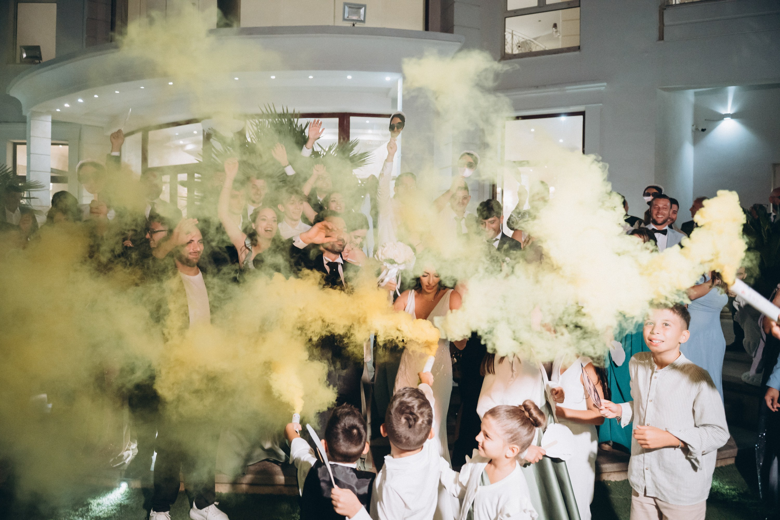 NICOLE & OTO. Ciao, benvenuta! Sono Anastasia la vostra fotografa per il matrimonio