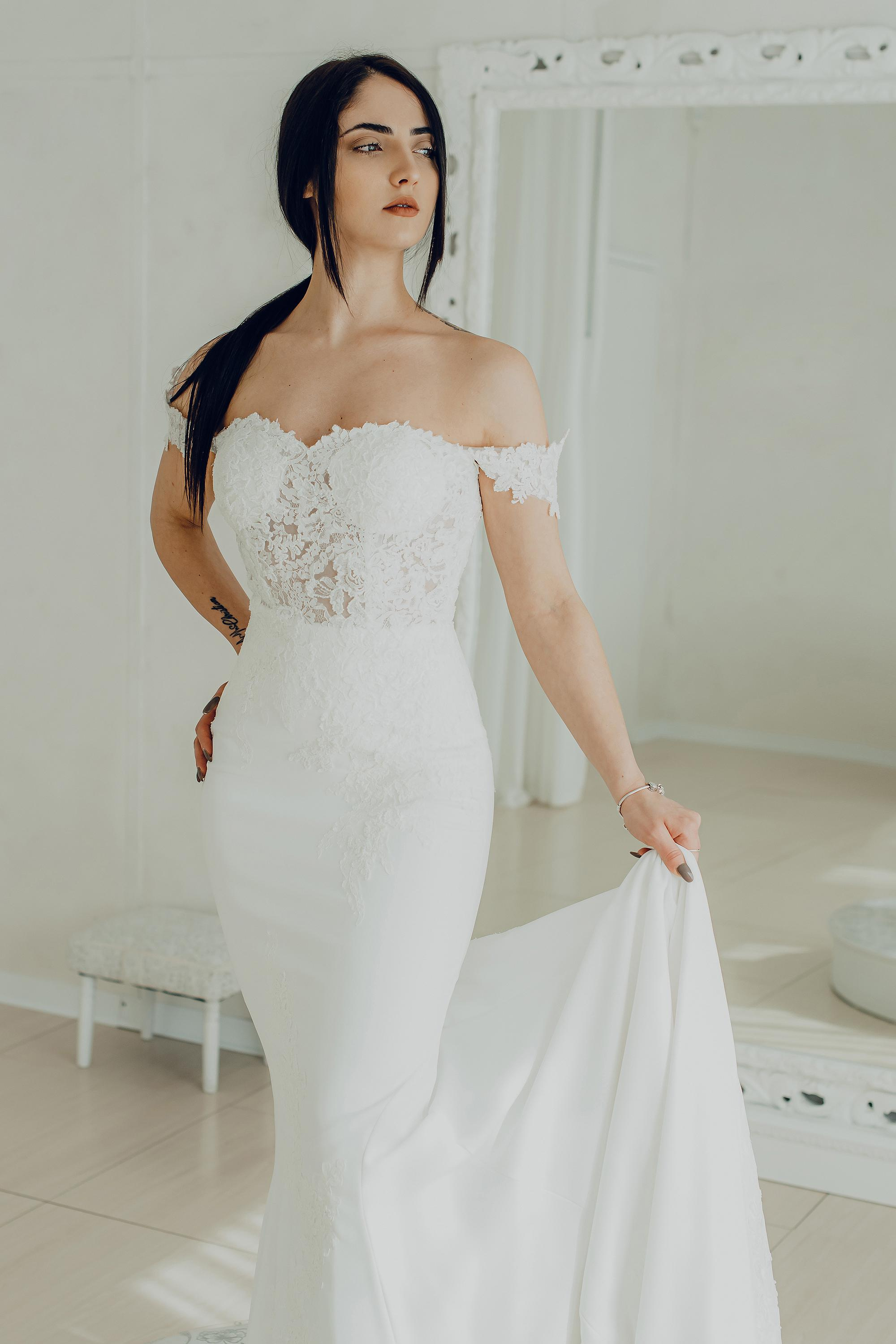 Brides ALISA KING. Ciao, benvenuta! Sono Anastasia la vostra fotografa per il matrimonio