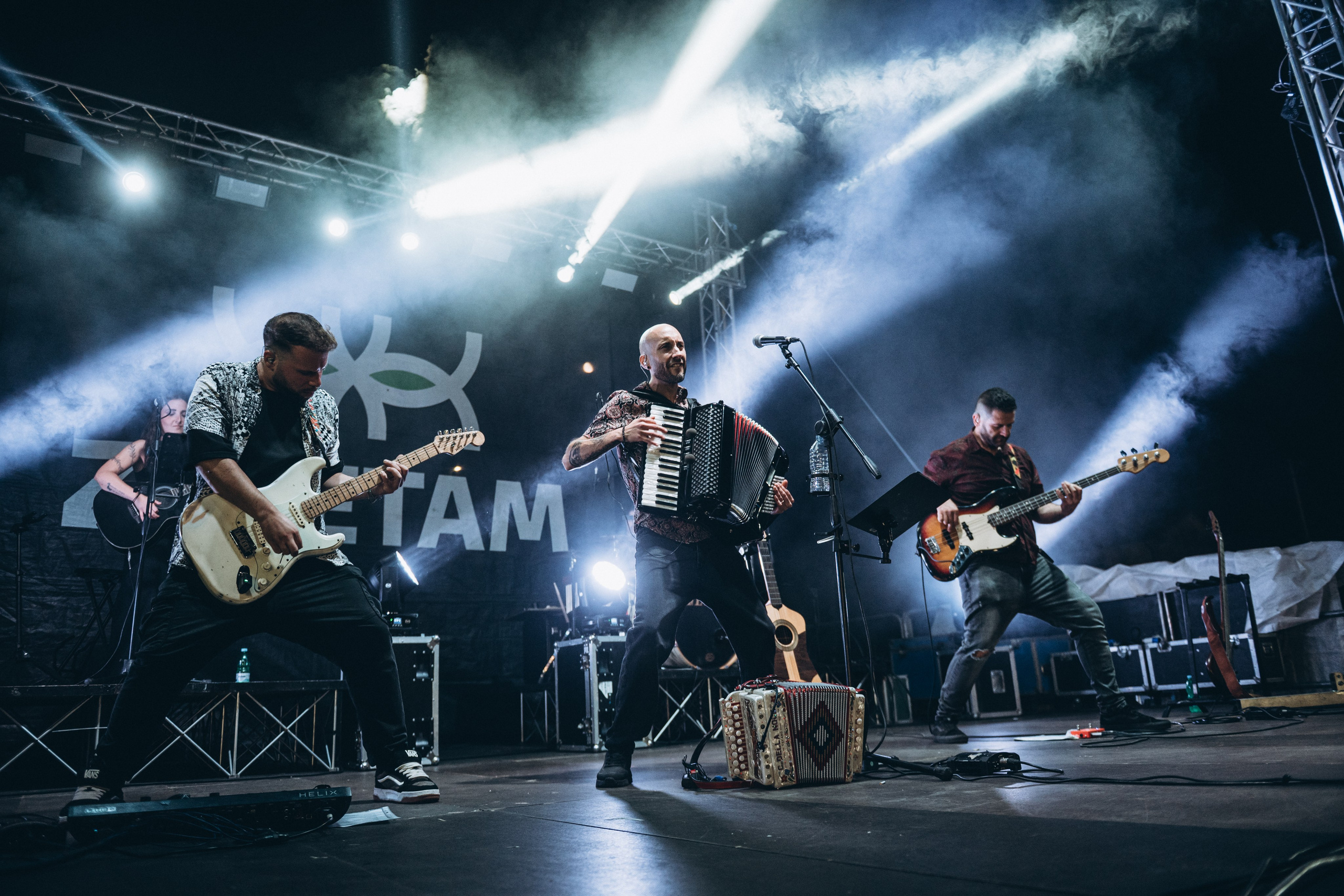 Ciao, benvenuta! Sono Anastasia la vostra fotografa per il matrimonio