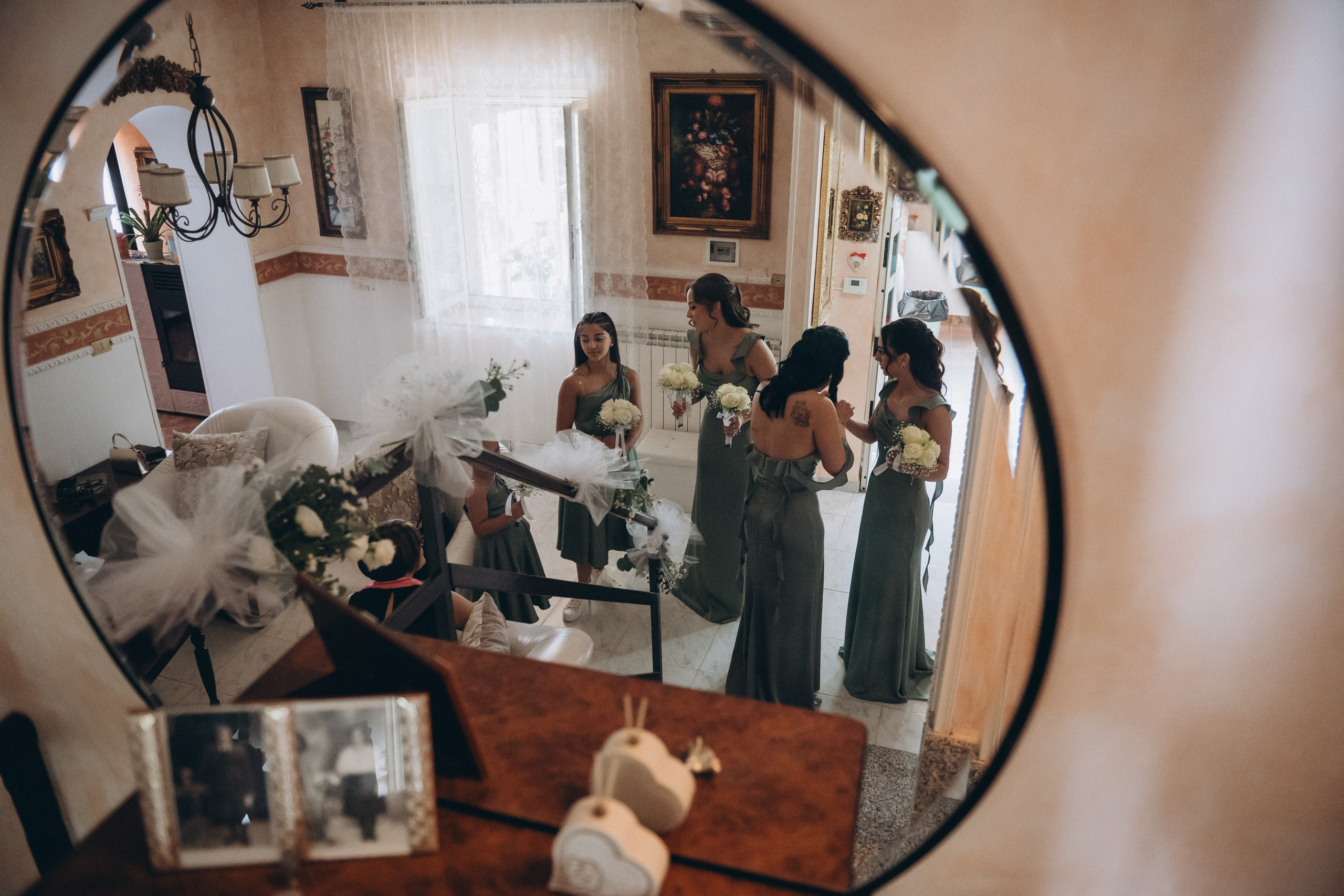 NICOLE & OTO. Ciao, benvenuta! Sono Anastasia la vostra fotografa per il matrimonio