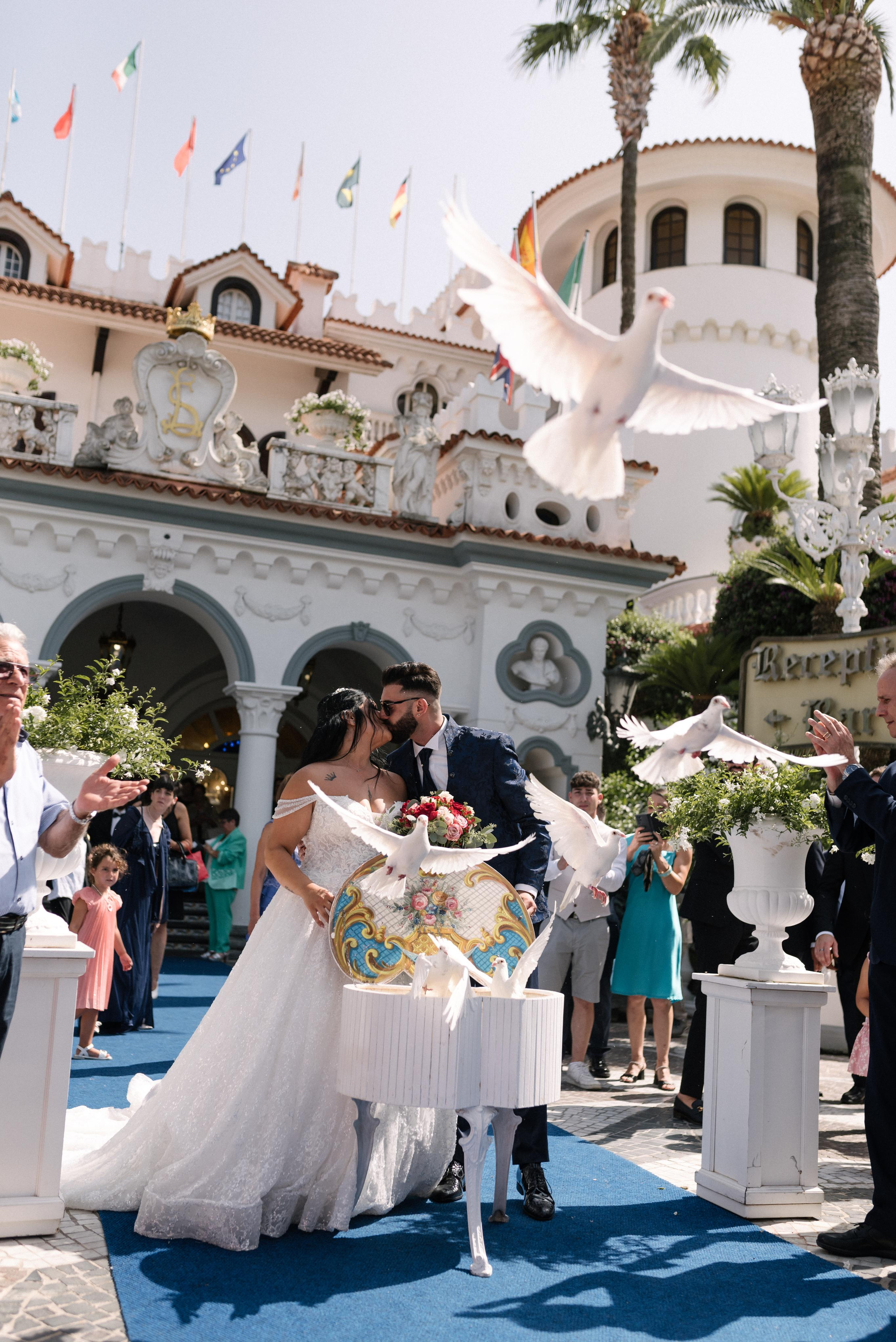 INCORONATA E GIOVANNI. Ciao, benvenuta! Sono Anastasia la vostra fotografa per il matrimonio