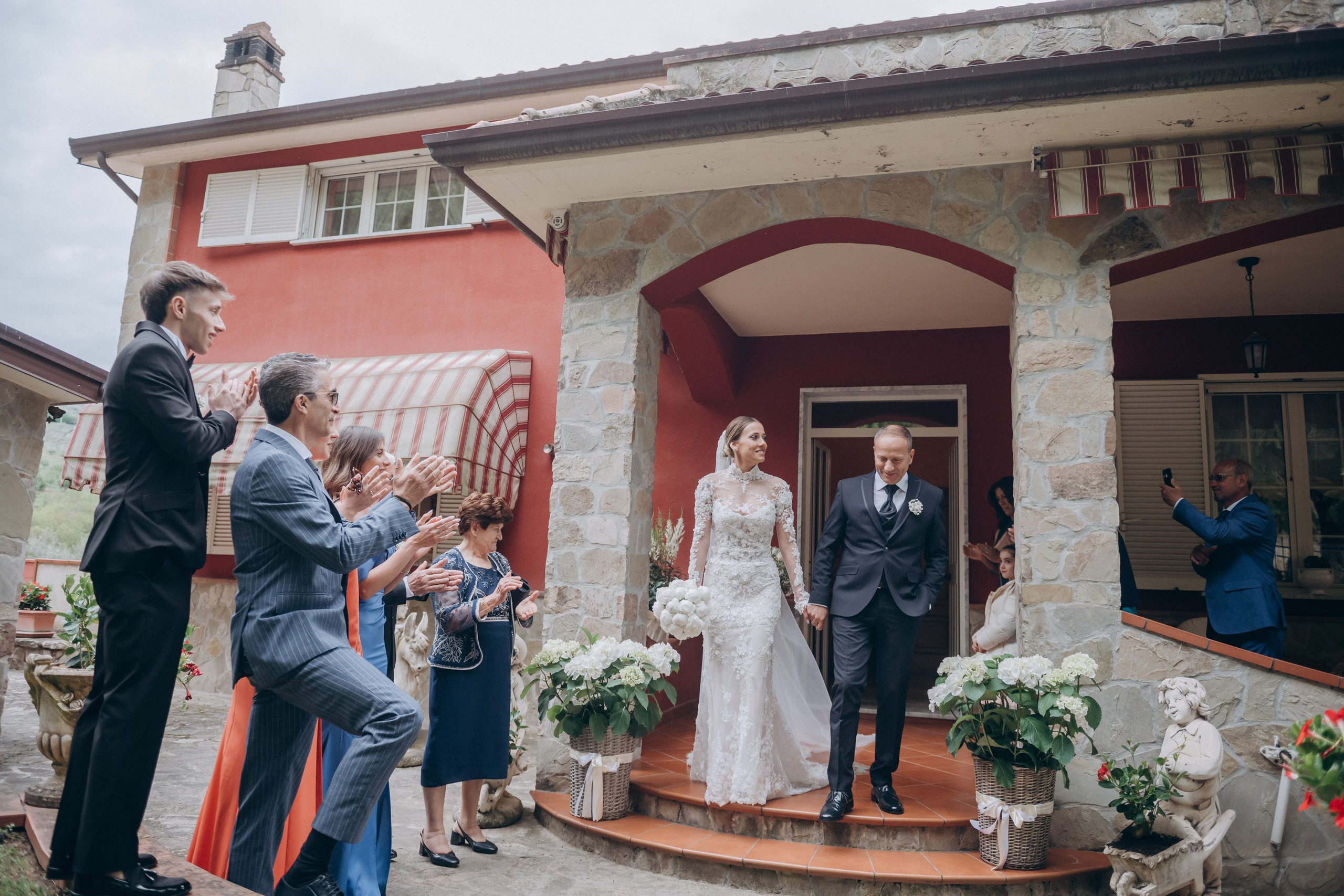 FRANCESCO & ERIKA. Ciao, benvenuta! Sono Anastasia la vostra fotografa per il matrimonio