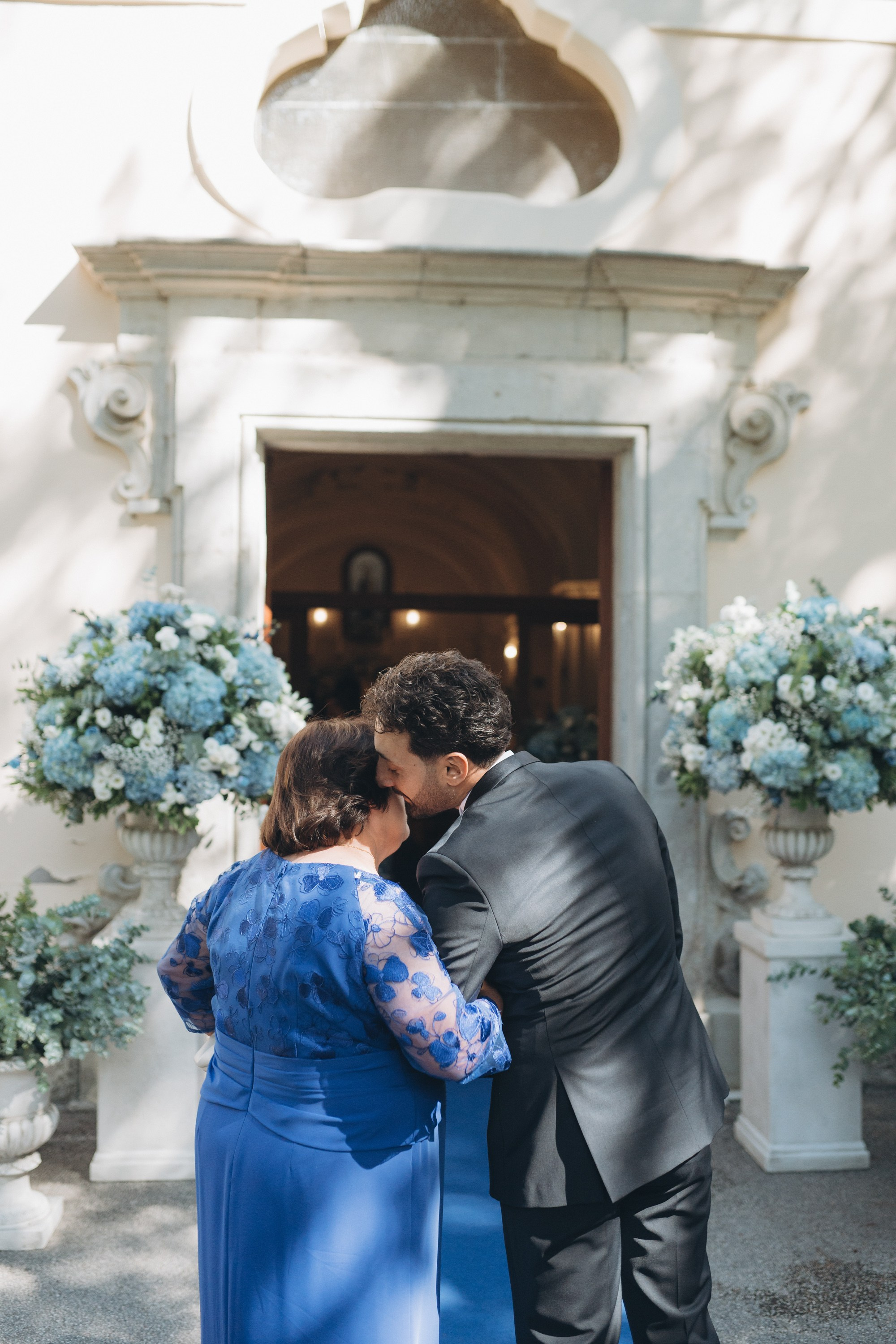 Marilù e Vittorio. Ciao, benvenuta! Sono Anastasia la vostra fotografa per il matrimonio