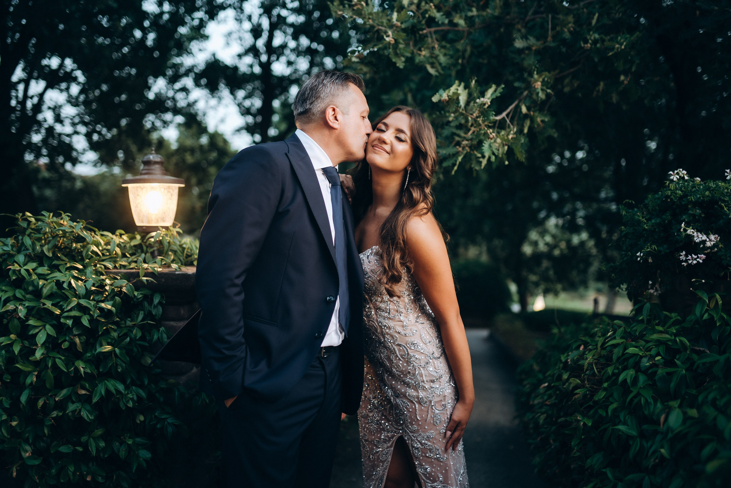 REBECCA. Ciao, benvenuta! Sono Anastasia la vostra fotografa per il matrimonio