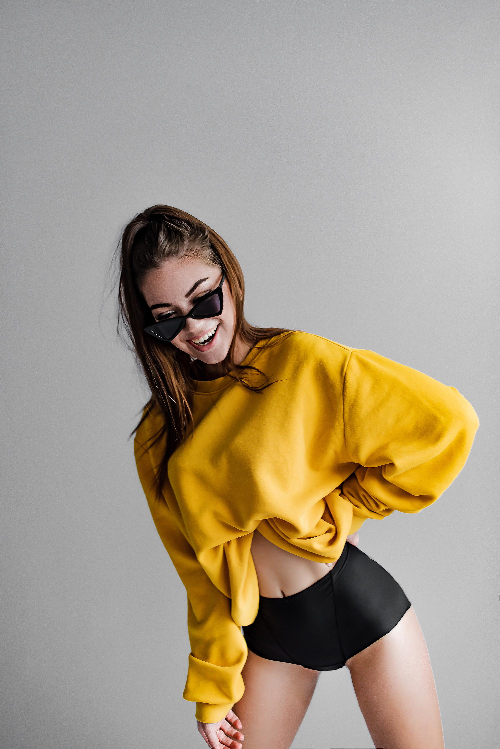 Gulia. Ciao, benvenuta! Sono Anastasia la vostra fotografa per il matrimonio