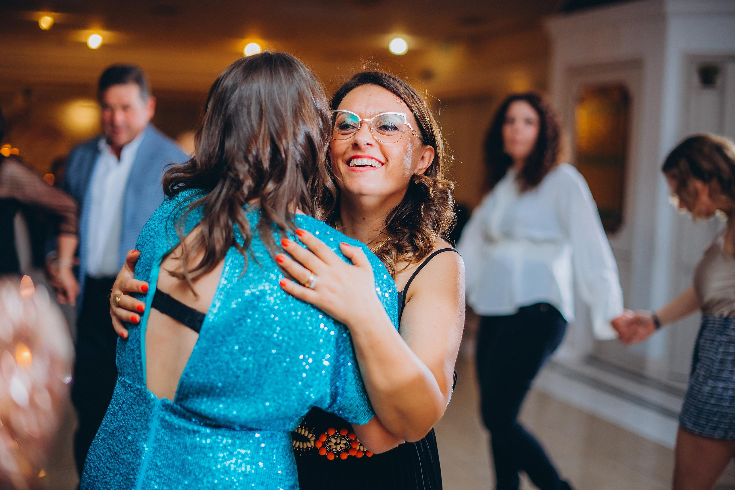 18 anni di Francesca. Ciao, benvenuta! Sono Anastasia la vostra fotografa per il matrimonio