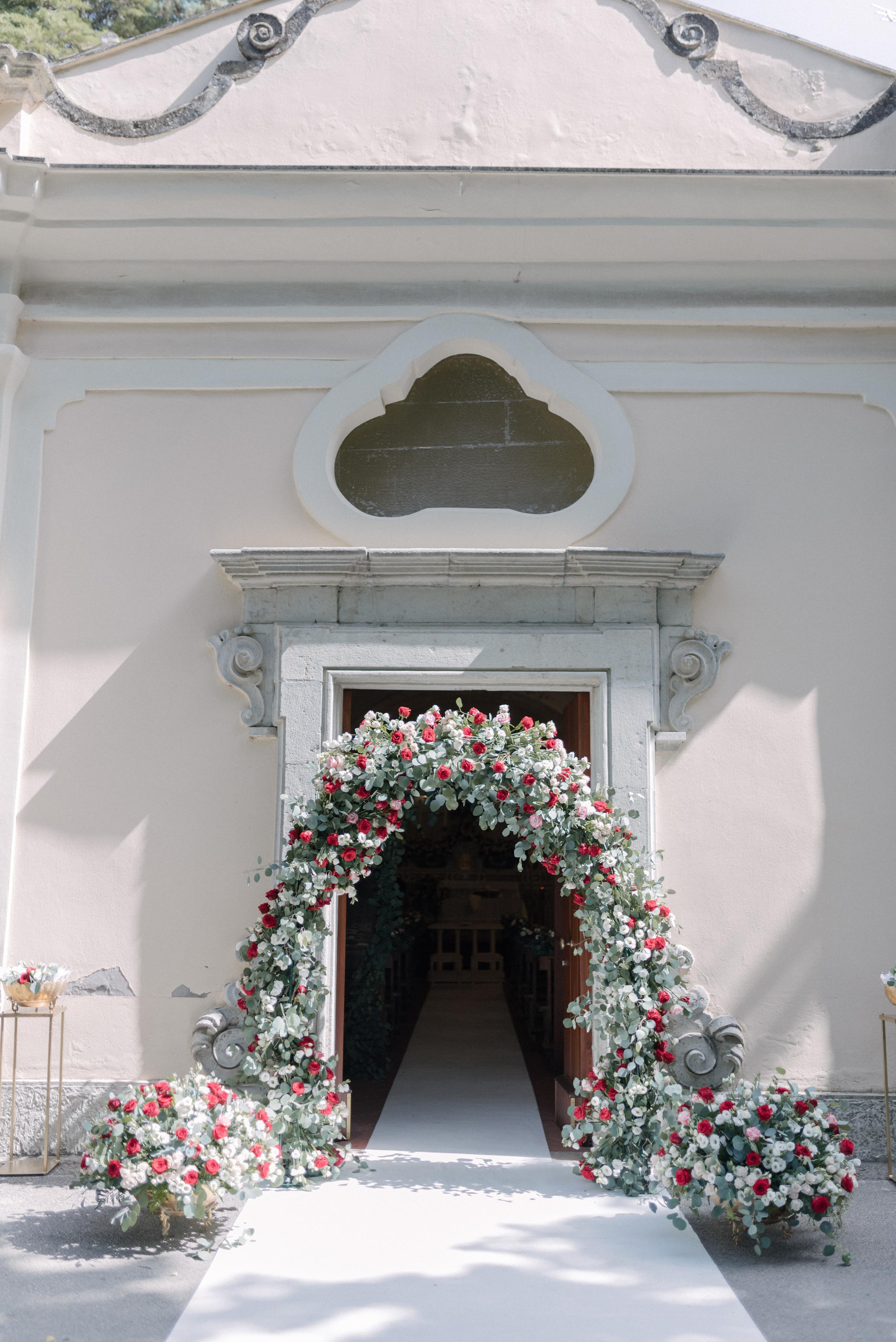 INCORONATA E GIOVANNI. Ciao, benvenuta! Sono Anastasia la vostra fotografa per il matrimonio