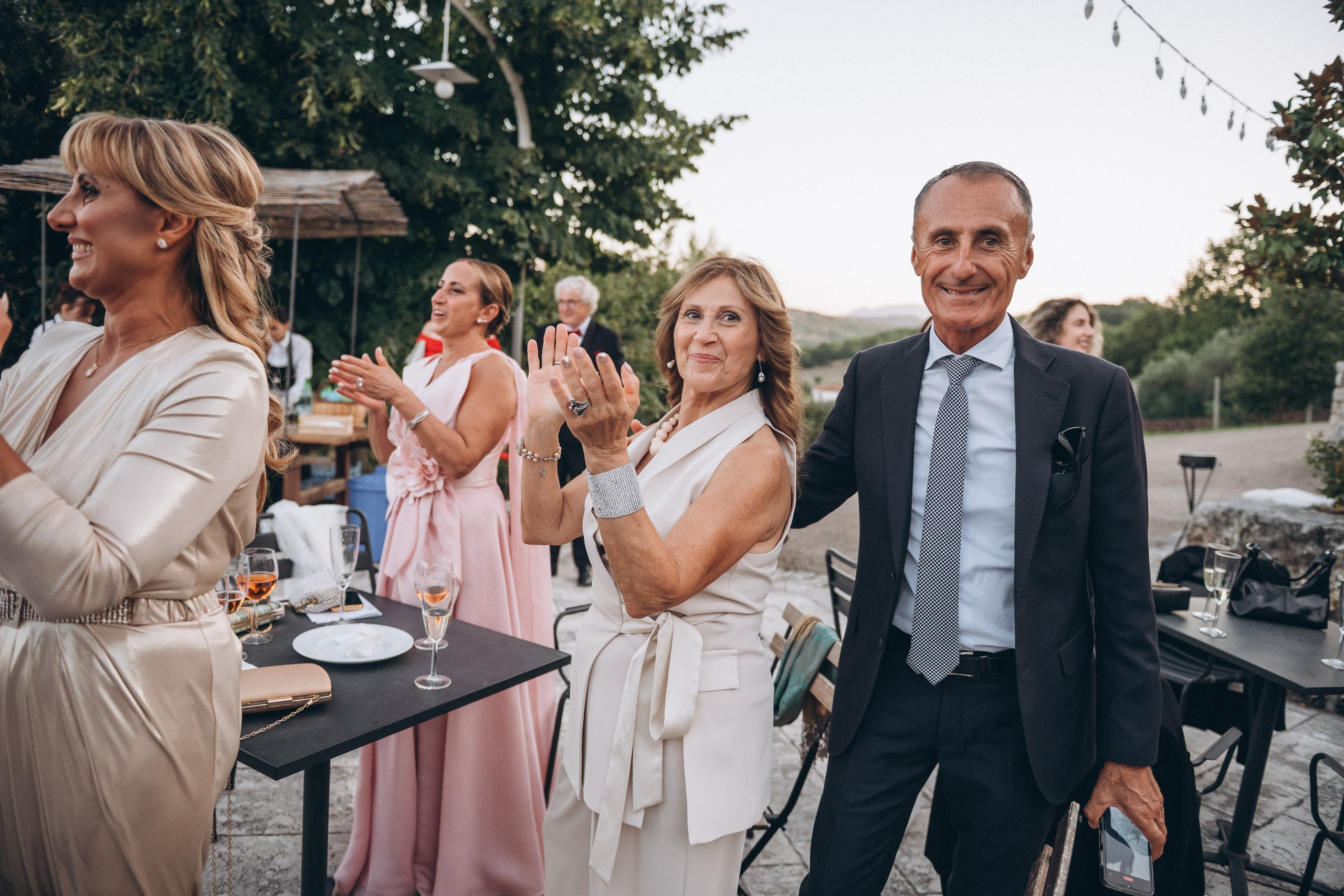AMBER & ANTONIO. Ciao, benvenuta! Sono Anastasia la vostra fotografa per il matrimonio