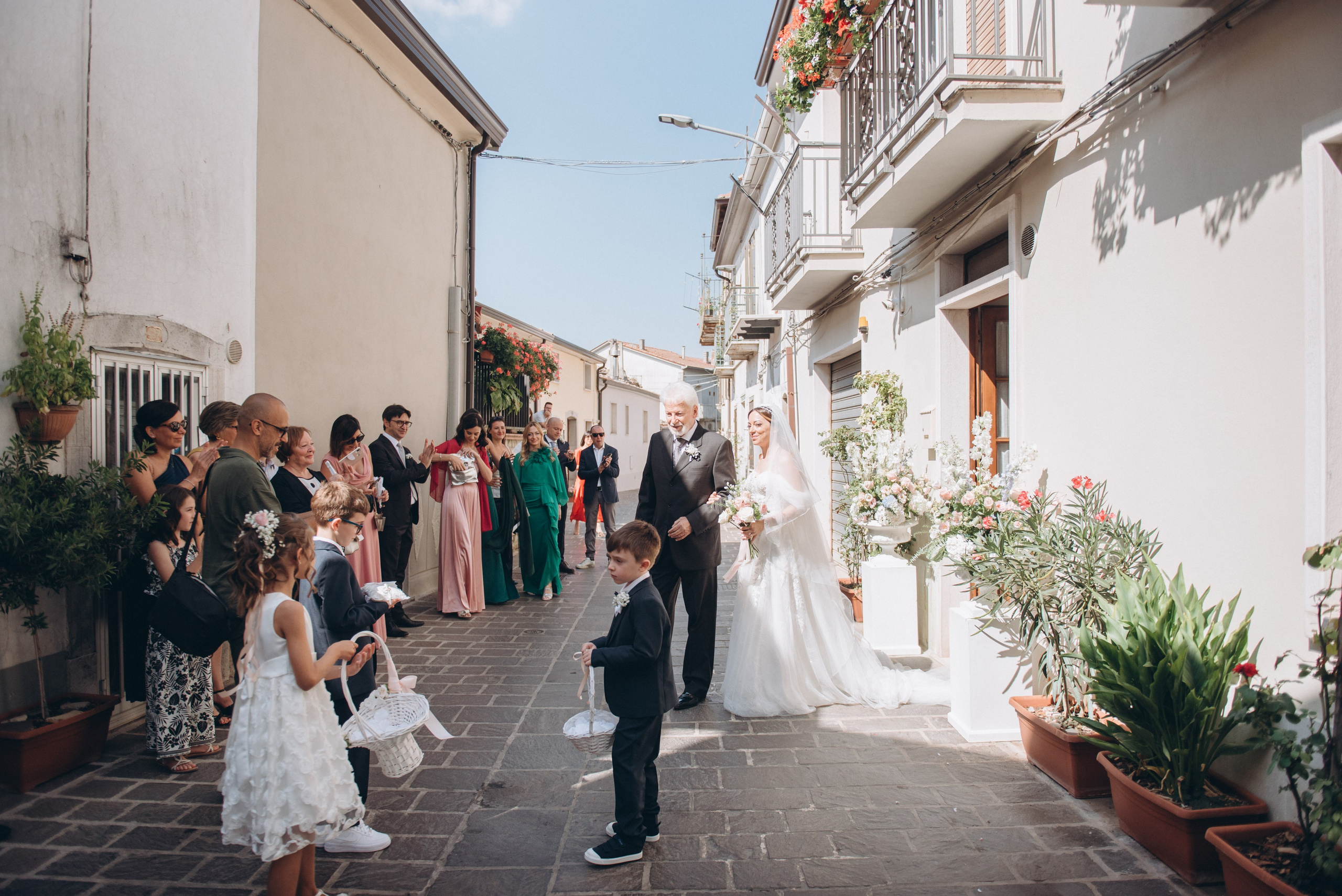 ANNA E LEONARDO. Ciao, benvenuta! Sono Anastasia la vostra fotografa per il matrimonio