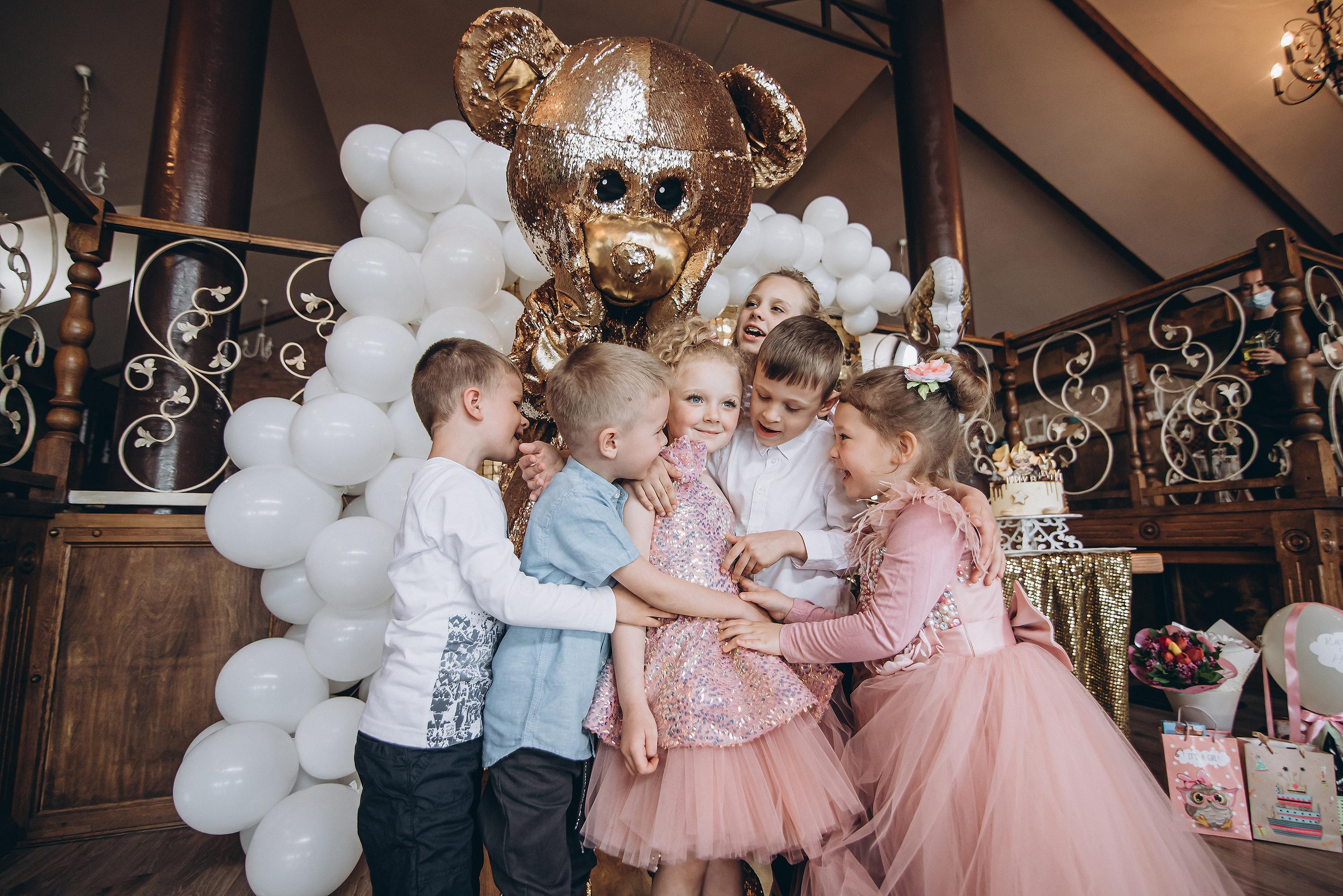 Kate. Ciao, benvenuta! Sono Anastasia la vostra fotografa per il matrimonio