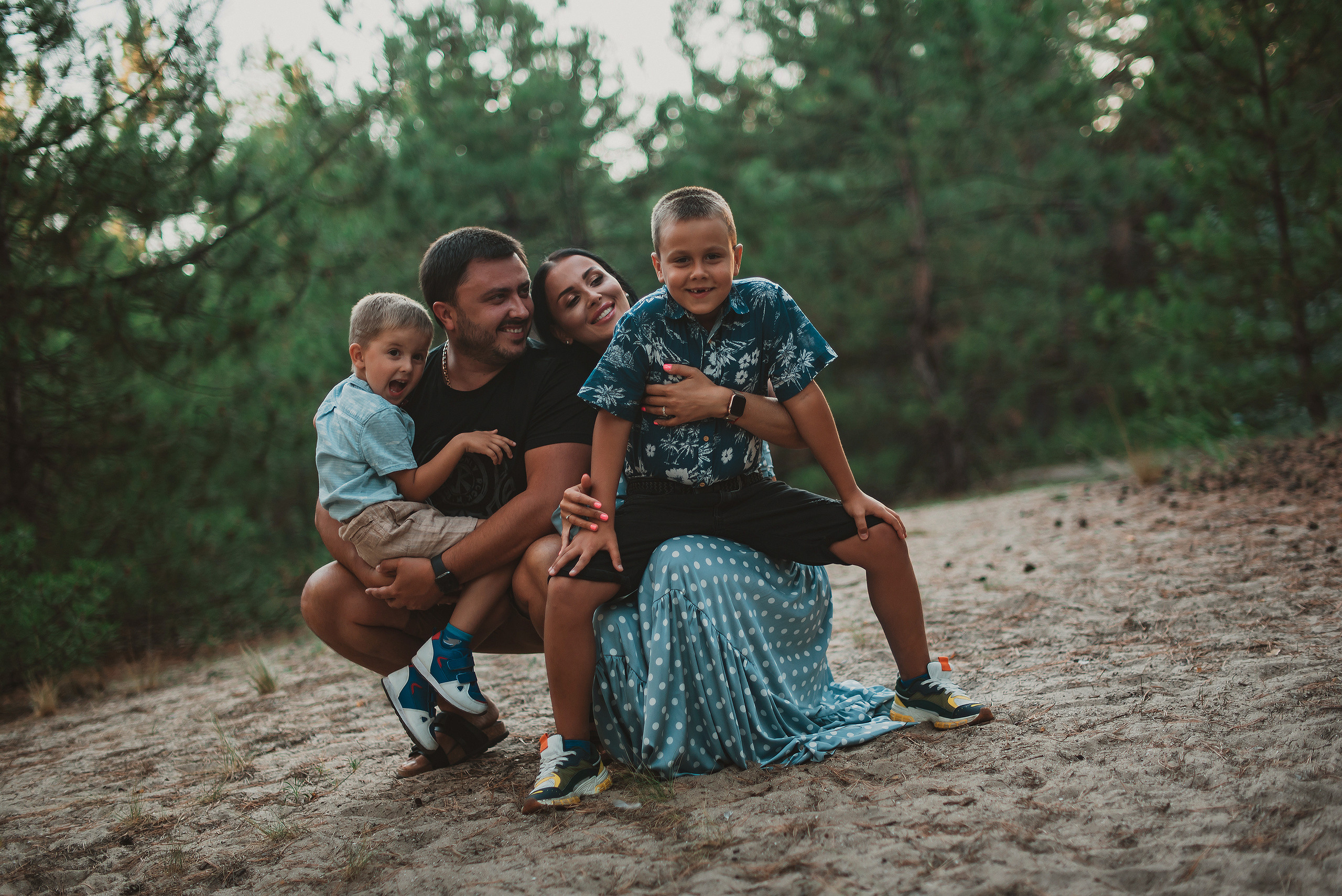 Foto di famiglia. Ciao, benvenuta! Sono Anastasia la vostra fotografa per il matrimonio
