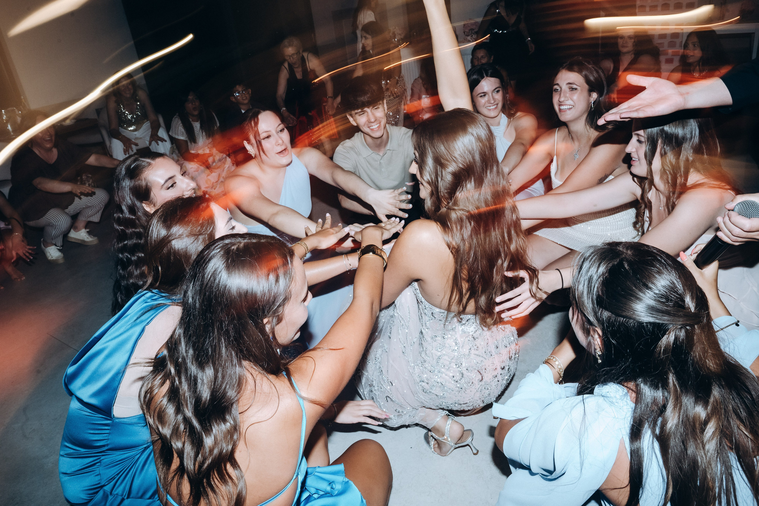 REBECCA. Ciao, benvenuta! Sono Anastasia la vostra fotografa per il matrimonio