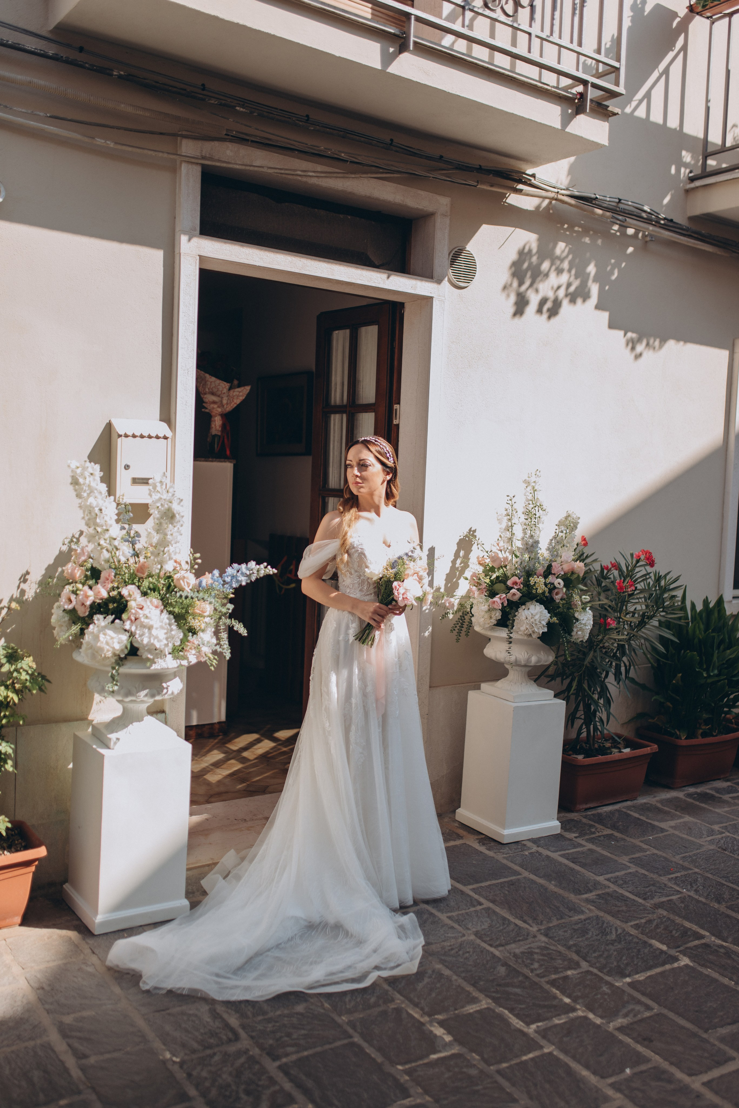 ANNA E LEONARDO. Ciao, benvenuta! Sono Anastasia la vostra fotografa per il matrimonio