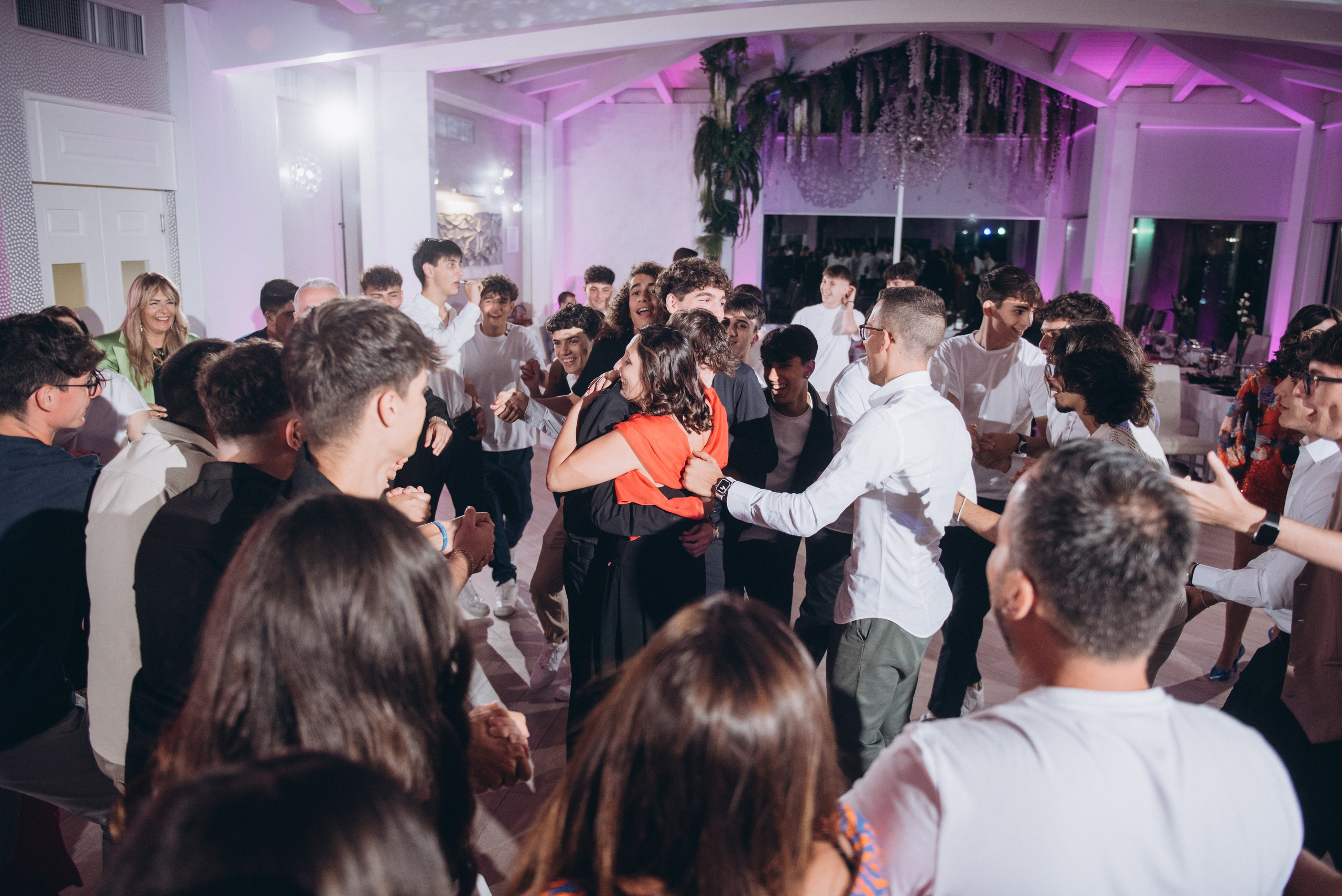 Compleanno di Michele. Ciao, benvenuta! Sono Anastasia la vostra fotografa per il matrimonio