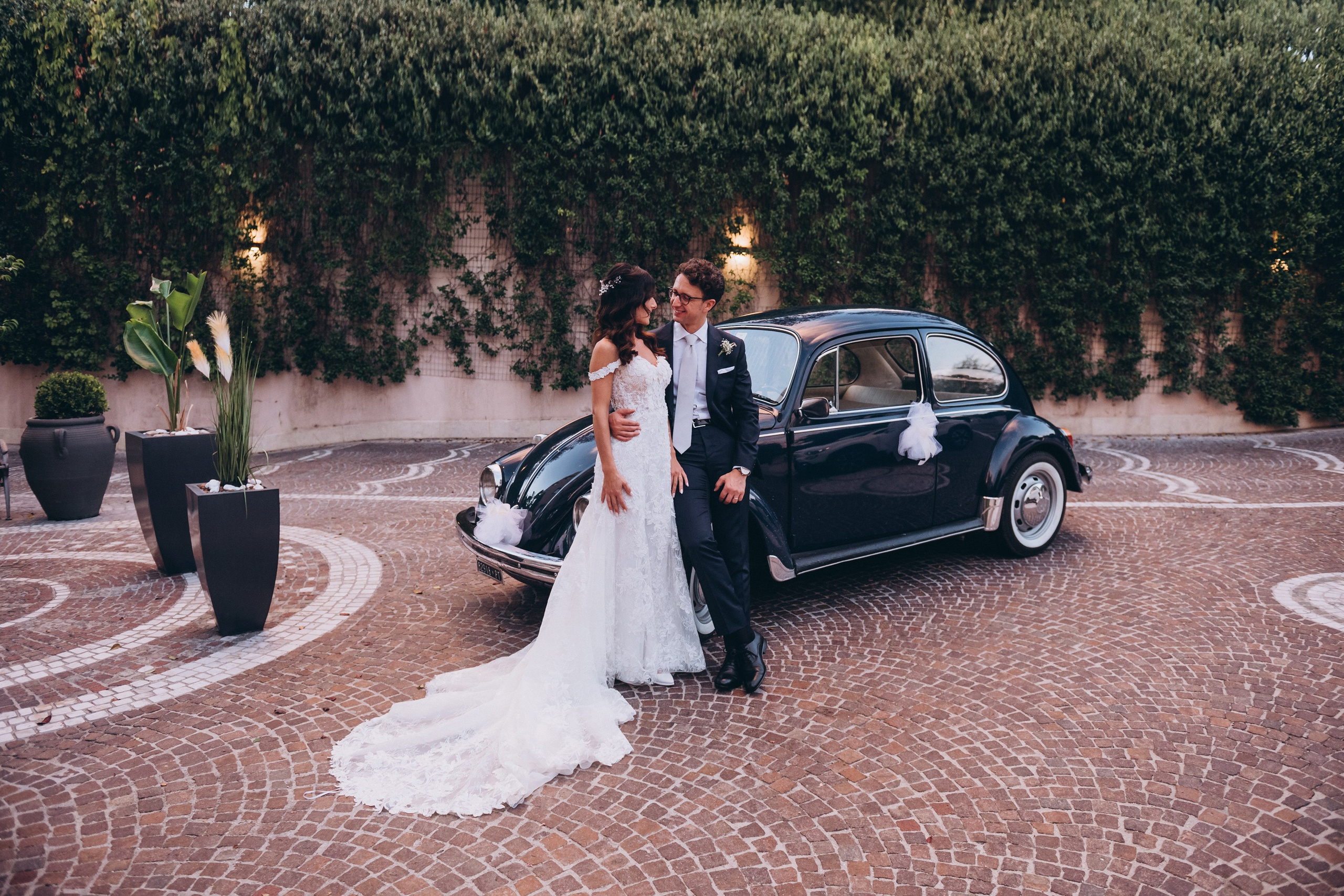 Antonella e Paolo. Ciao, benvenuta! Sono Anastasia la vostra fotografa per il matrimonio