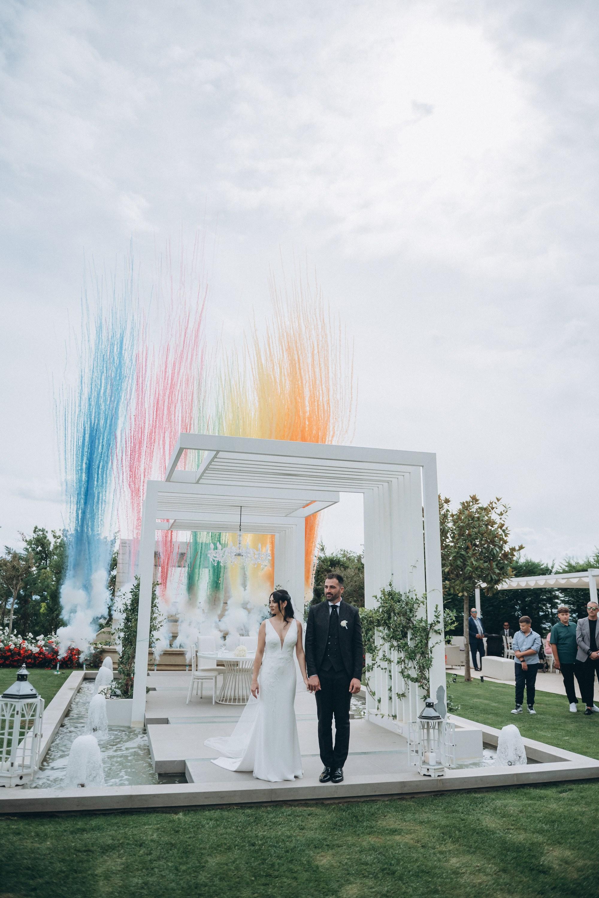 NICOLE & OTO. Ciao, benvenuta! Sono Anastasia la vostra fotografa per il matrimonio