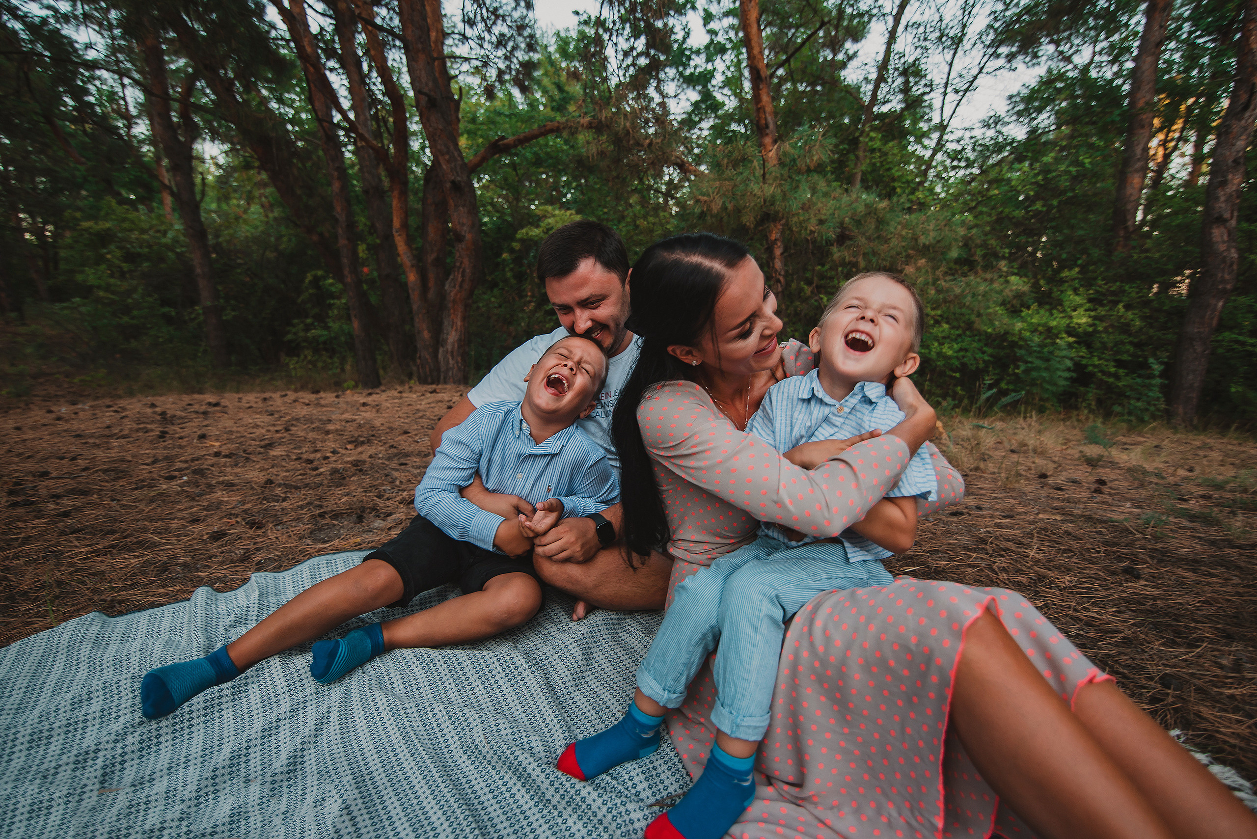 Foto di famiglia. Ciao, benvenuta! Sono Anastasia la vostra fotografa per il matrimonio