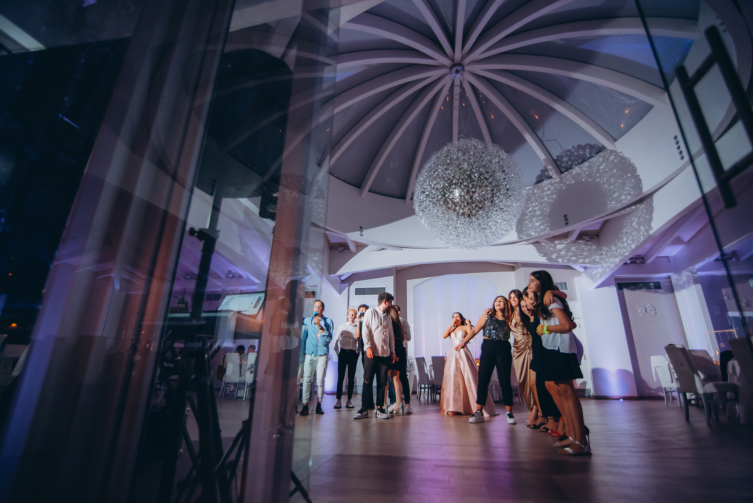 Ramona. Ciao, benvenuta! Sono Anastasia la vostra fotografa per il matrimonio