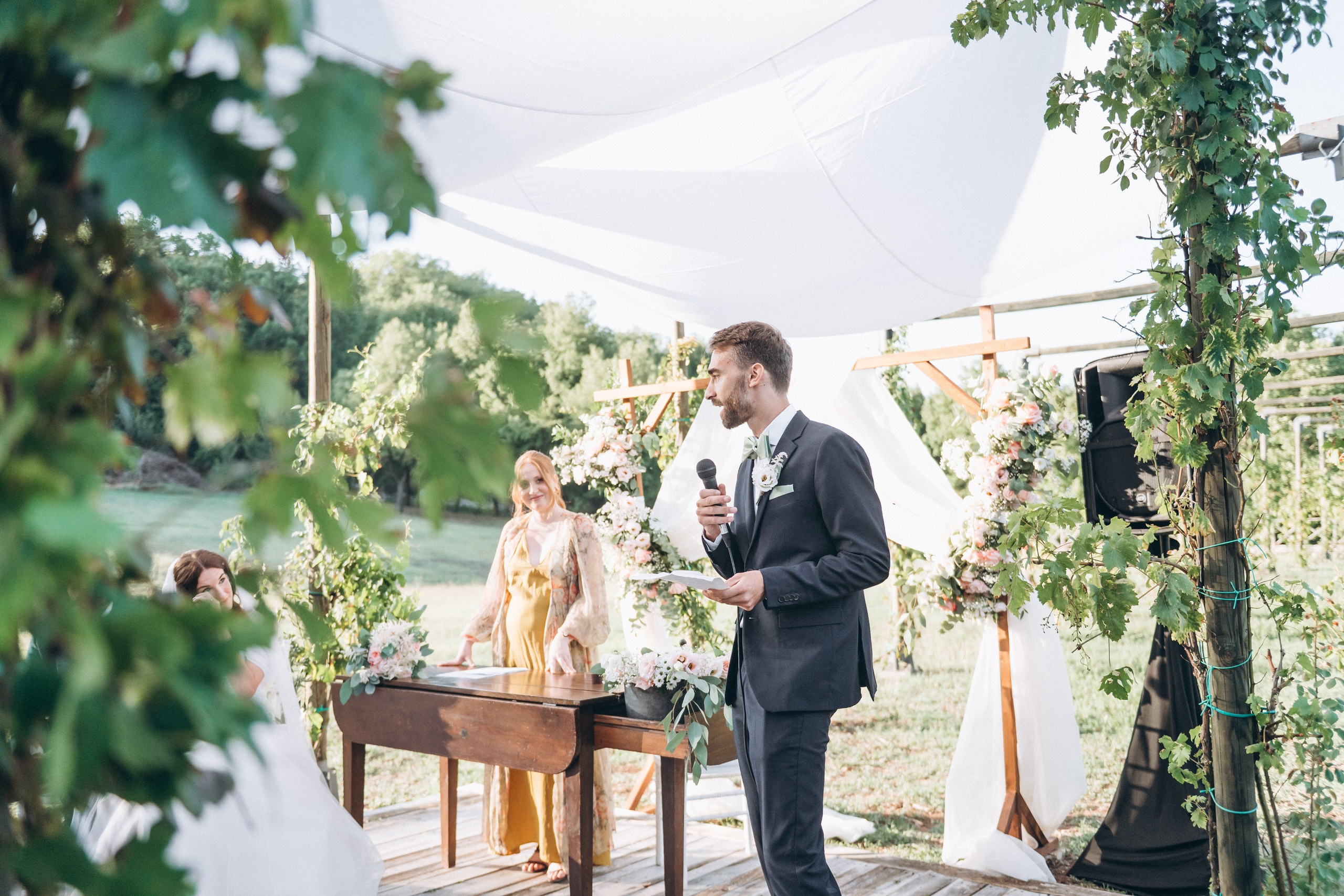 AMBER & ANTONIO. Ciao, benvenuta! Sono Anastasia la vostra fotografa per il matrimonio