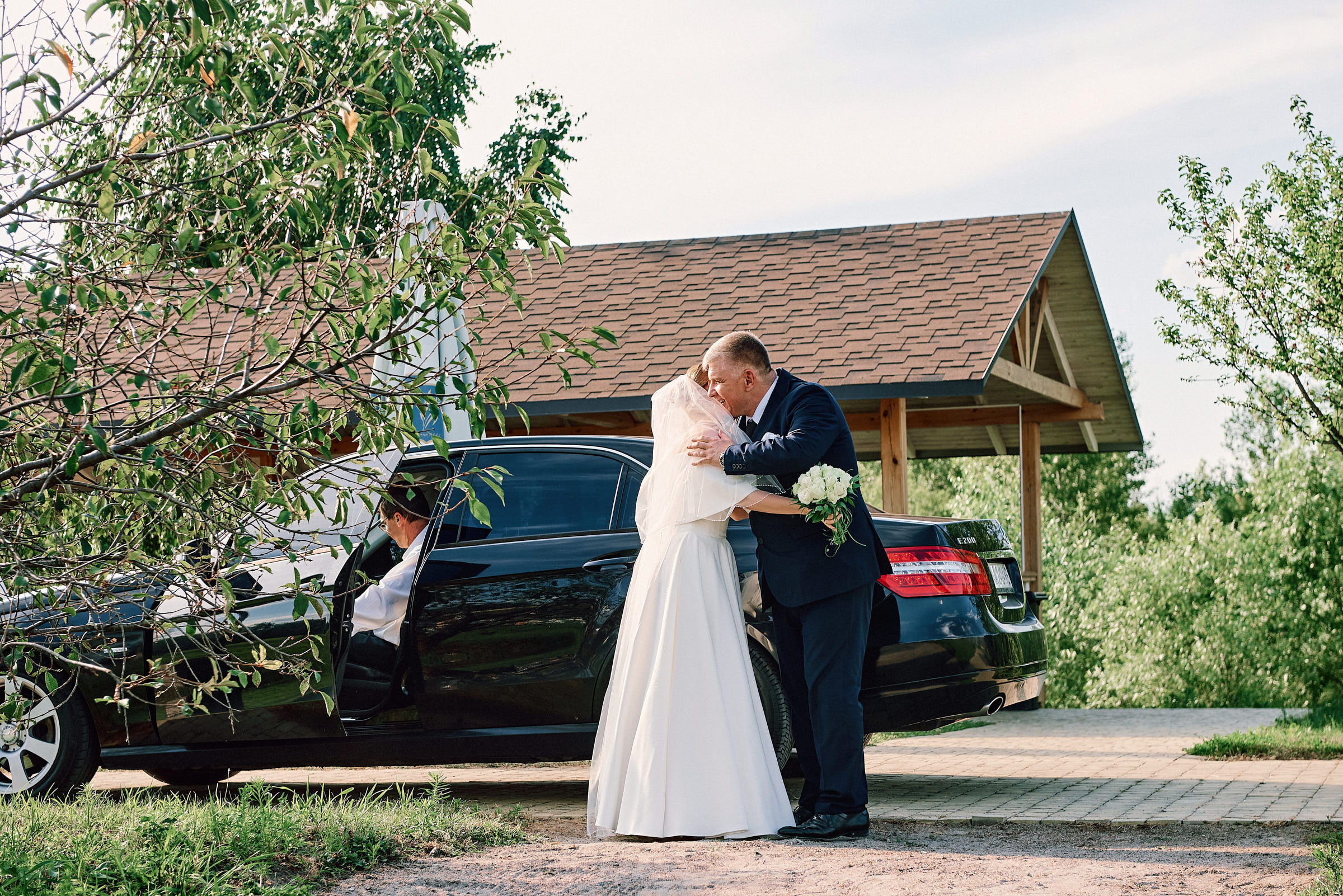 Свадебная съемка летом в Киеве на природе, фотограф Владимир Тачанский. Фотограф на весілля Київ, Хмельницький, Львів. Тачанський Володимир
