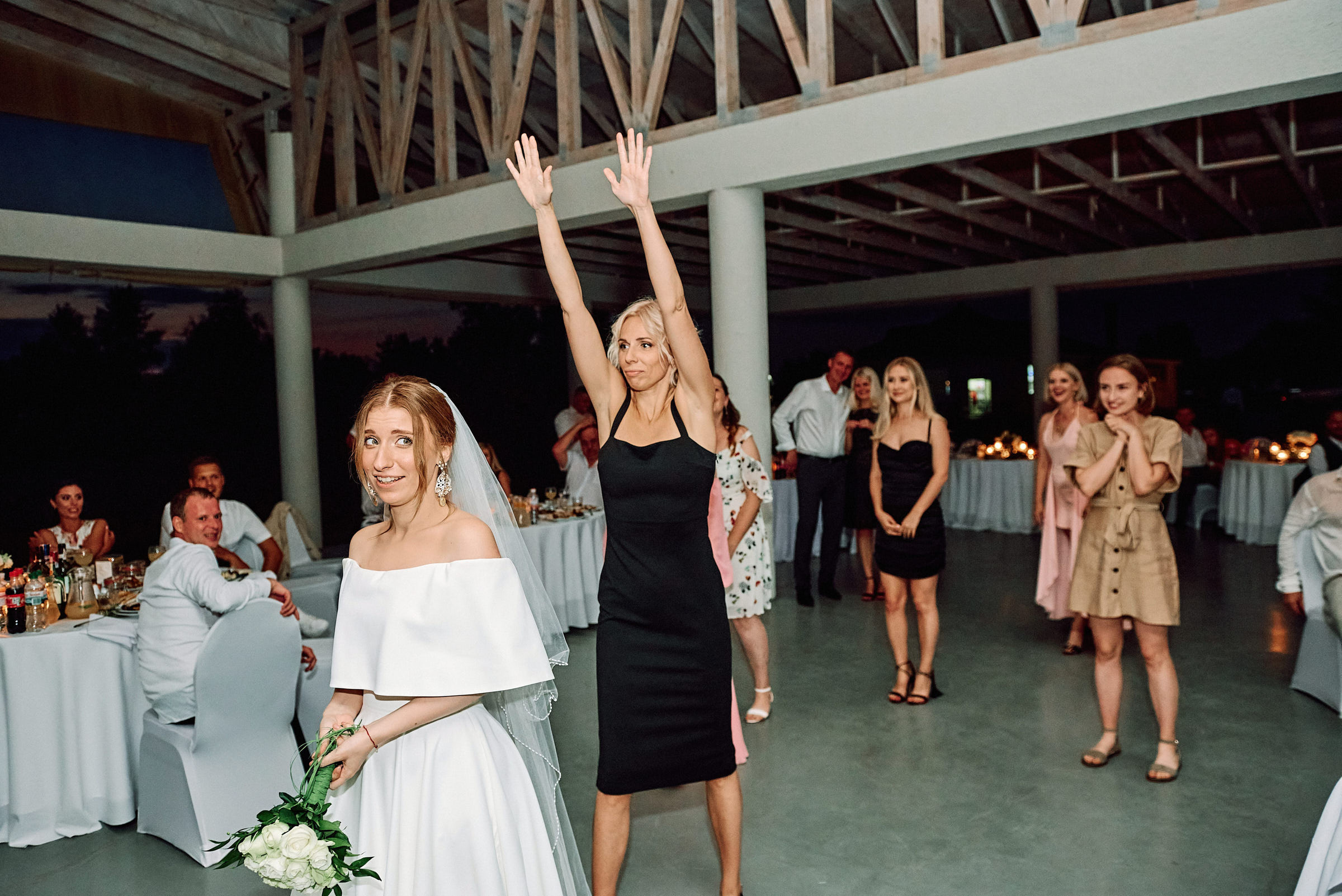 Свадебная съемка летом в Киеве на природе, фотограф Владимир Тачанский. Фотограф на весілля Київ, Хмельницький, Львів. Тачанський Володимир