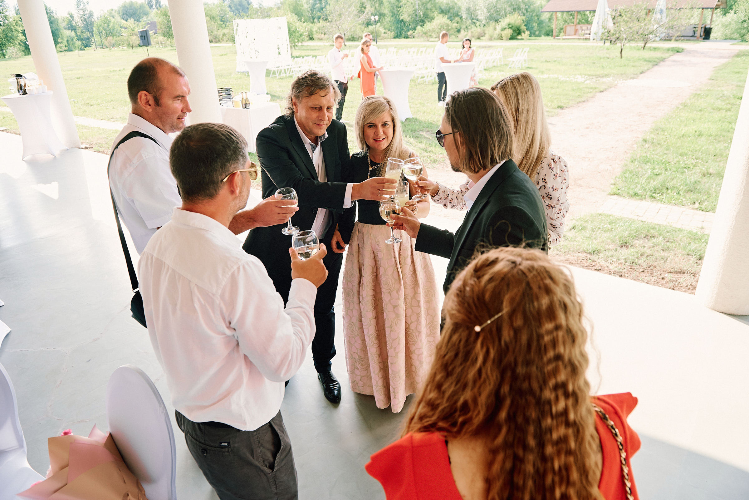 Свадебная съемка летом в Киеве на природе, фотограф Владимир Тачанский. Фотограф на весілля Київ, Хмельницький, Львів. Тачанський Володимир