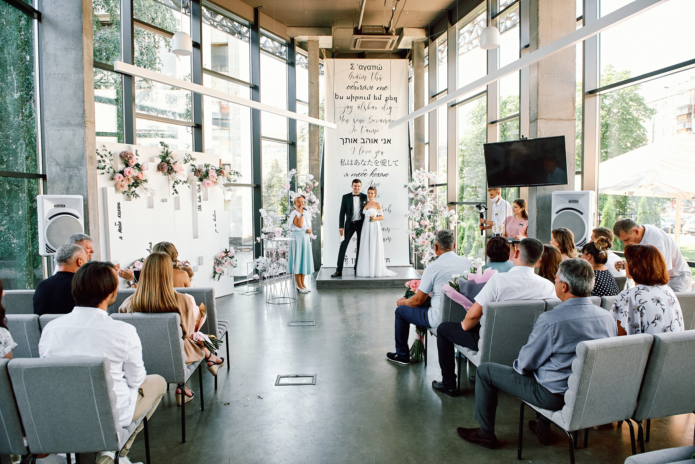 Свадебная съемка в Киеве на Мануфактуре, фотограф Владимир Тачанский. Фотограф на весілля Київ, Хмельницький, Львів. Тачанський Володимир