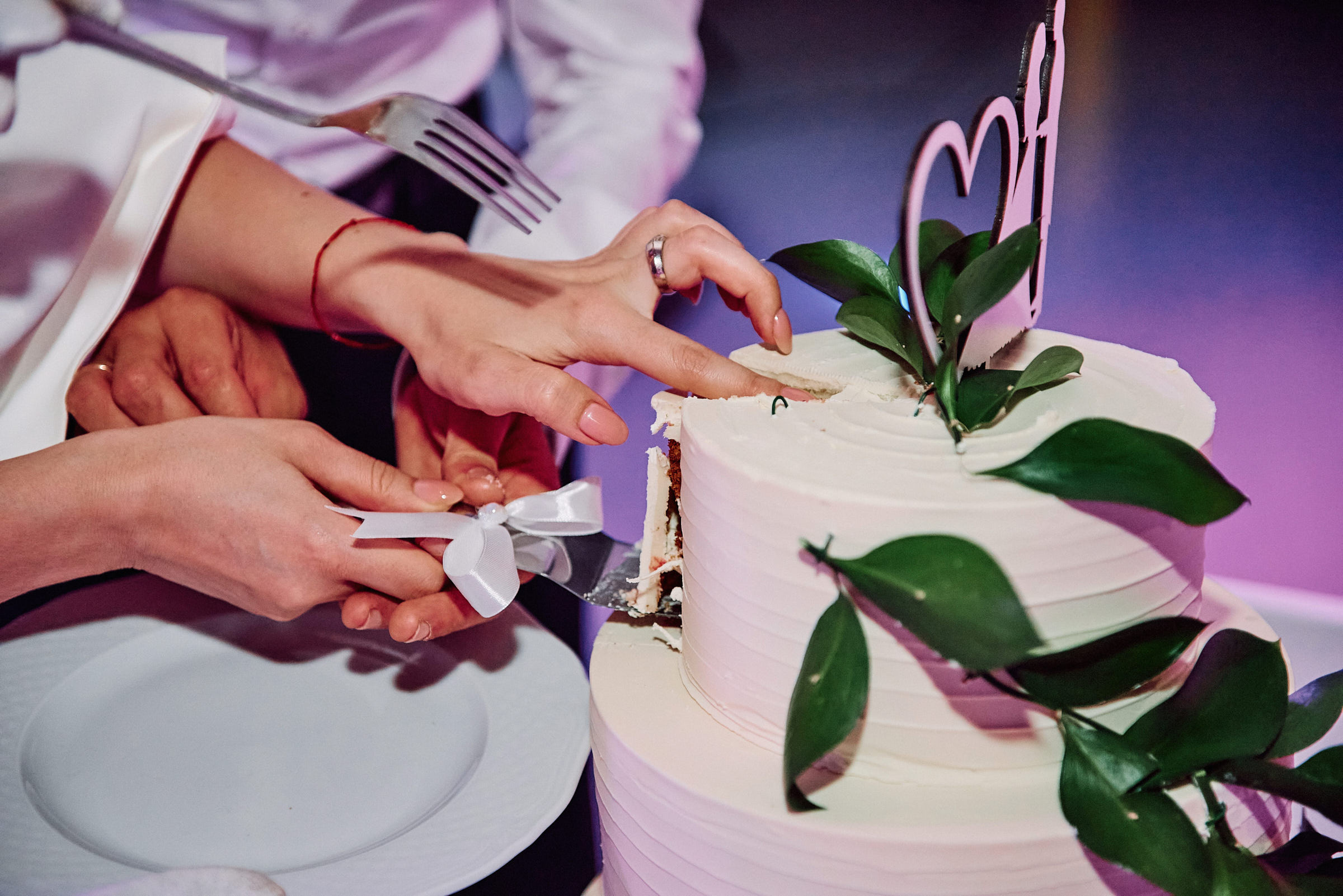 Свадебная съемка летом в Киеве на природе, фотограф Владимир Тачанский. Фотограф на весілля Київ, Хмельницький, Львів. Тачанський Володимир